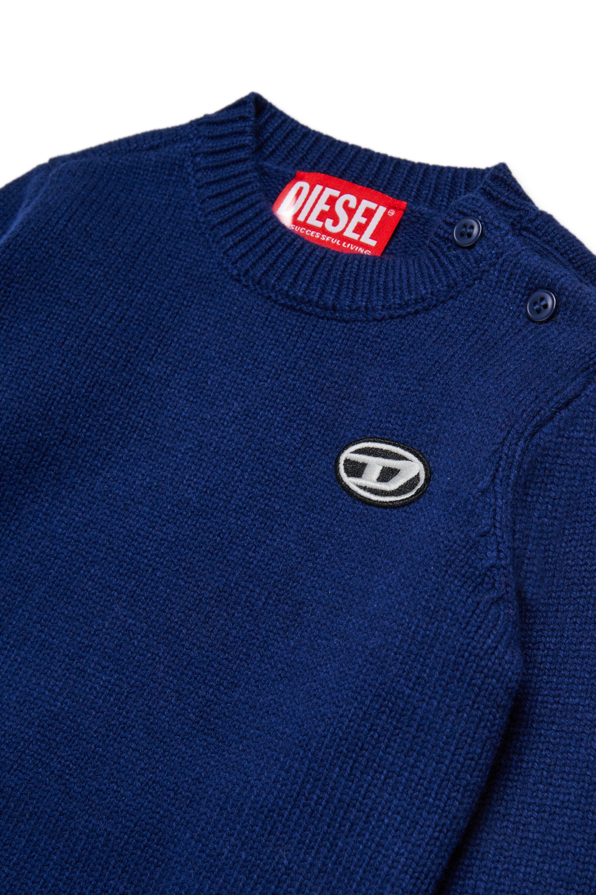 オーバルDパッチ付きカシミア混セーター