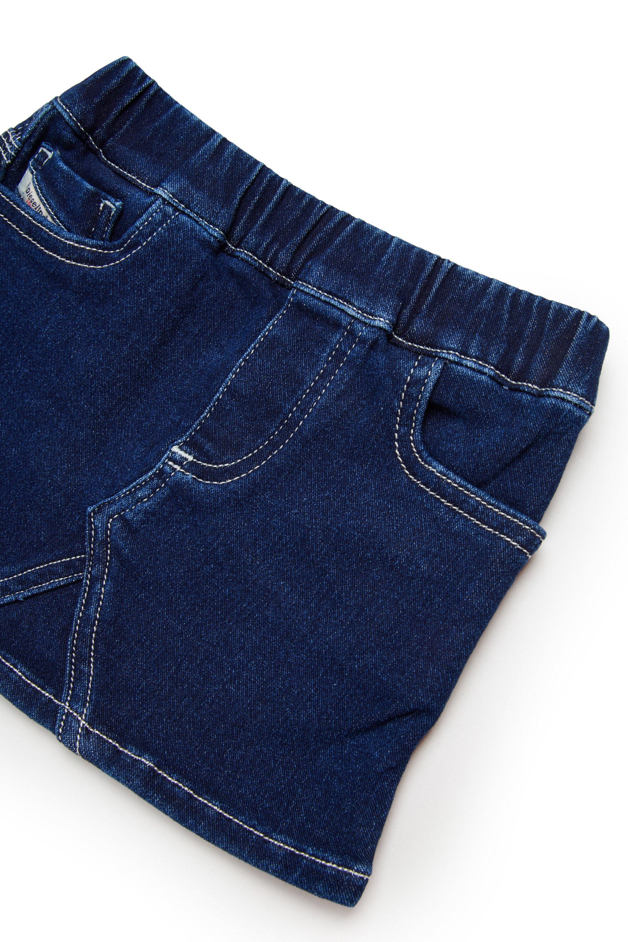 ロゴ入りデニムスカート