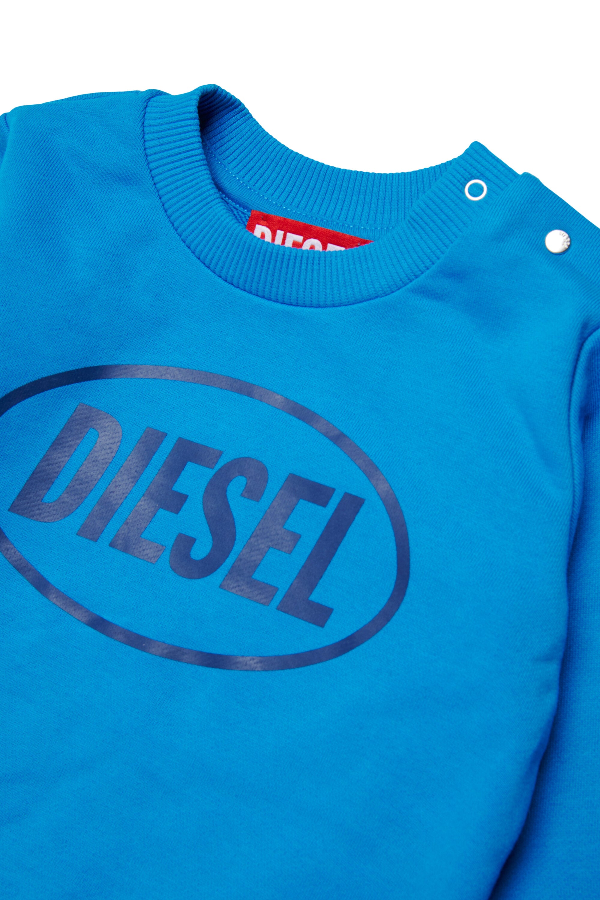 ロゴ入りクルーネックスウェット