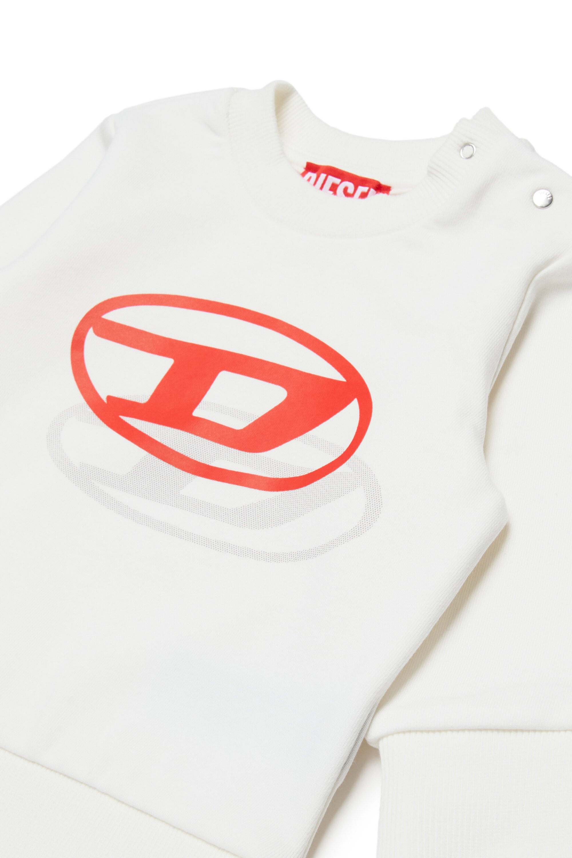 ロゴ入りクルーネックスウェット