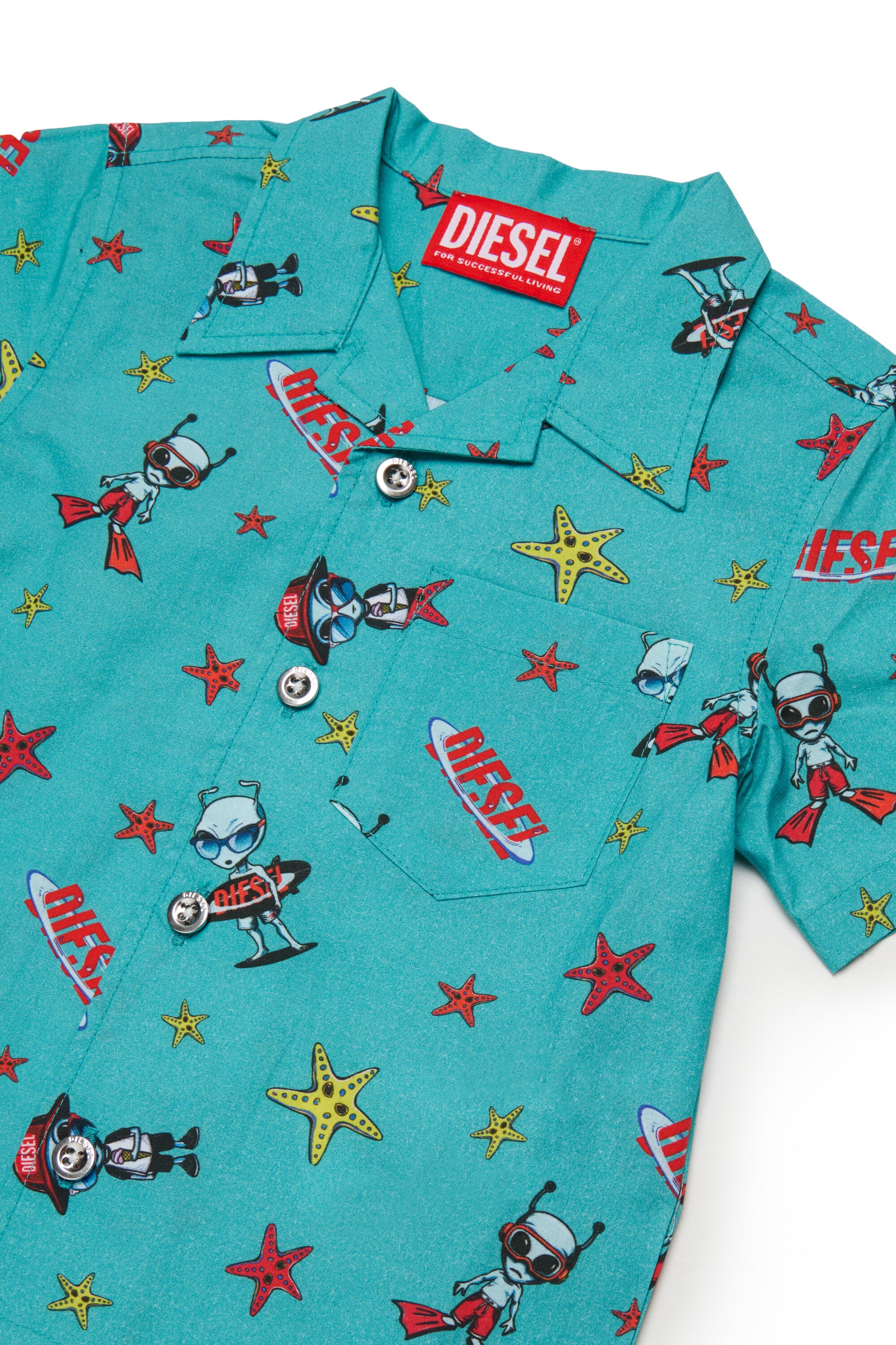 ロゴ入り半袖シャツ