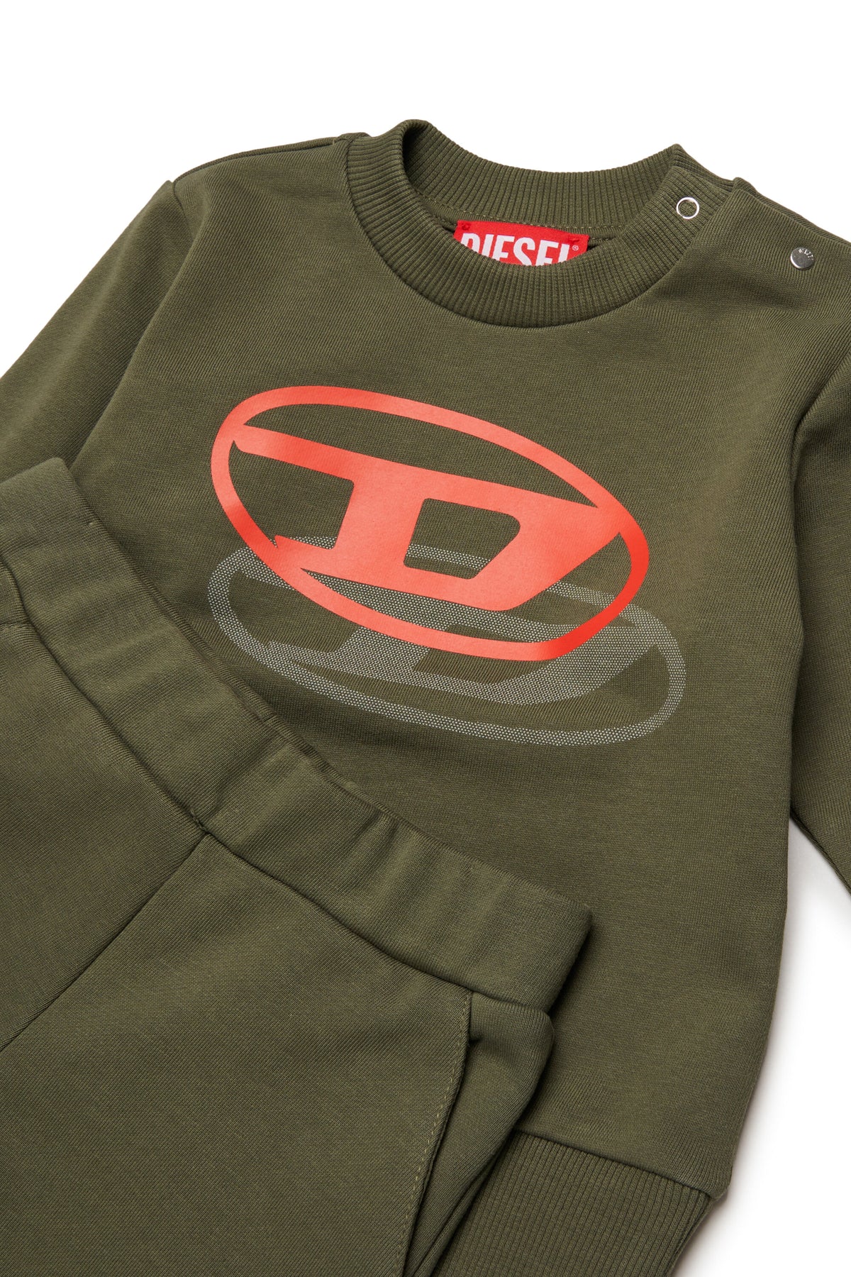 Tracksuit with logo