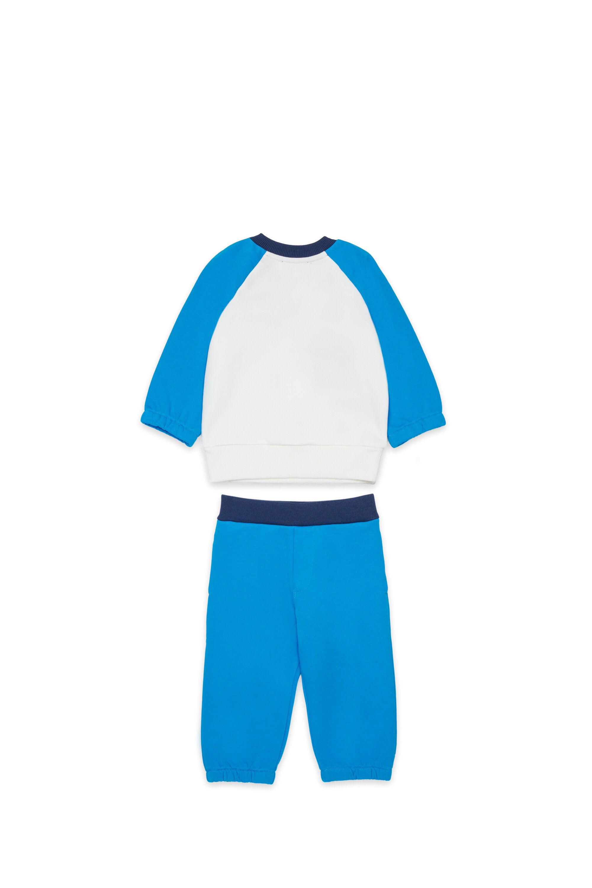 ロゴ入りジャージ