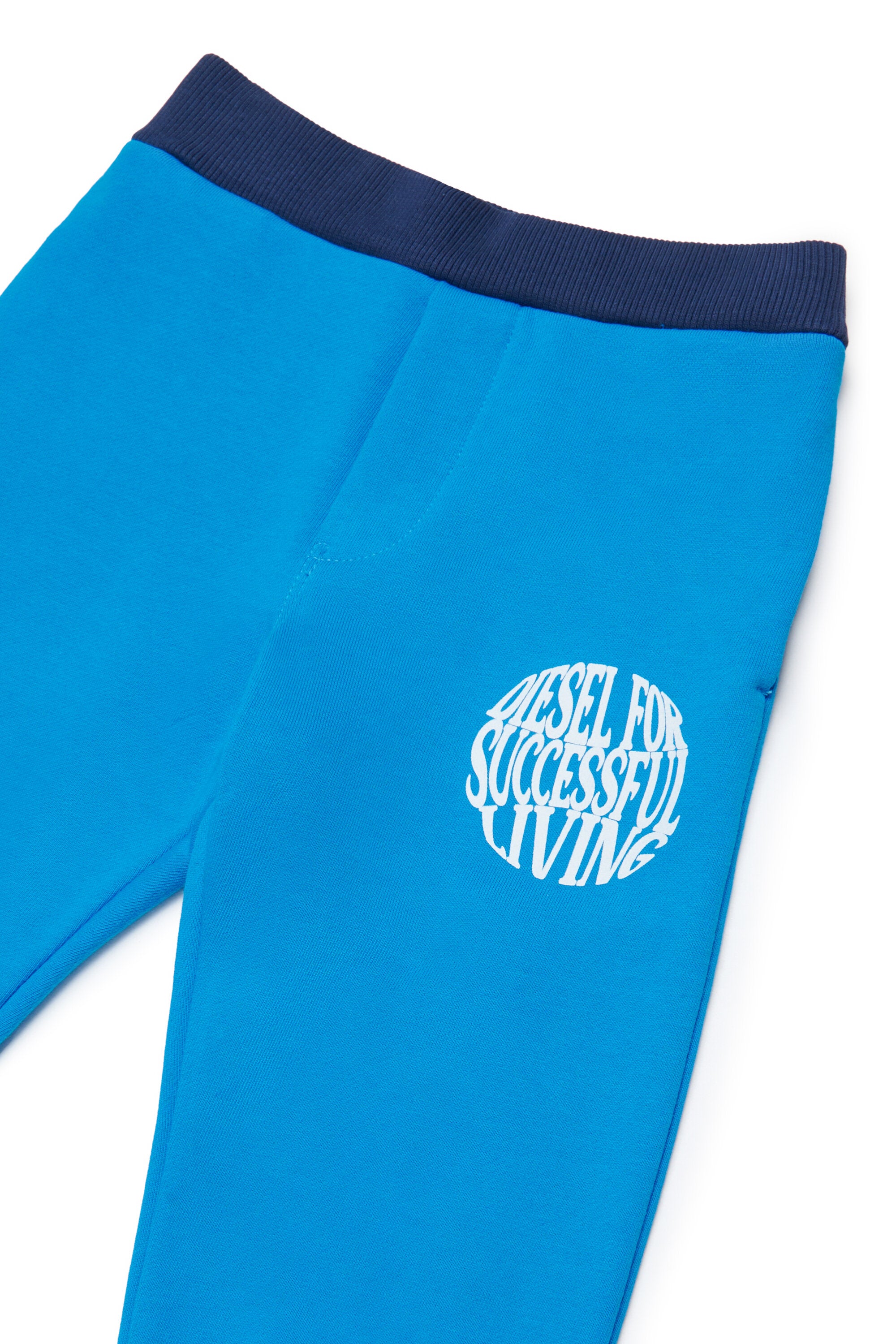 ロゴ入りジャージ