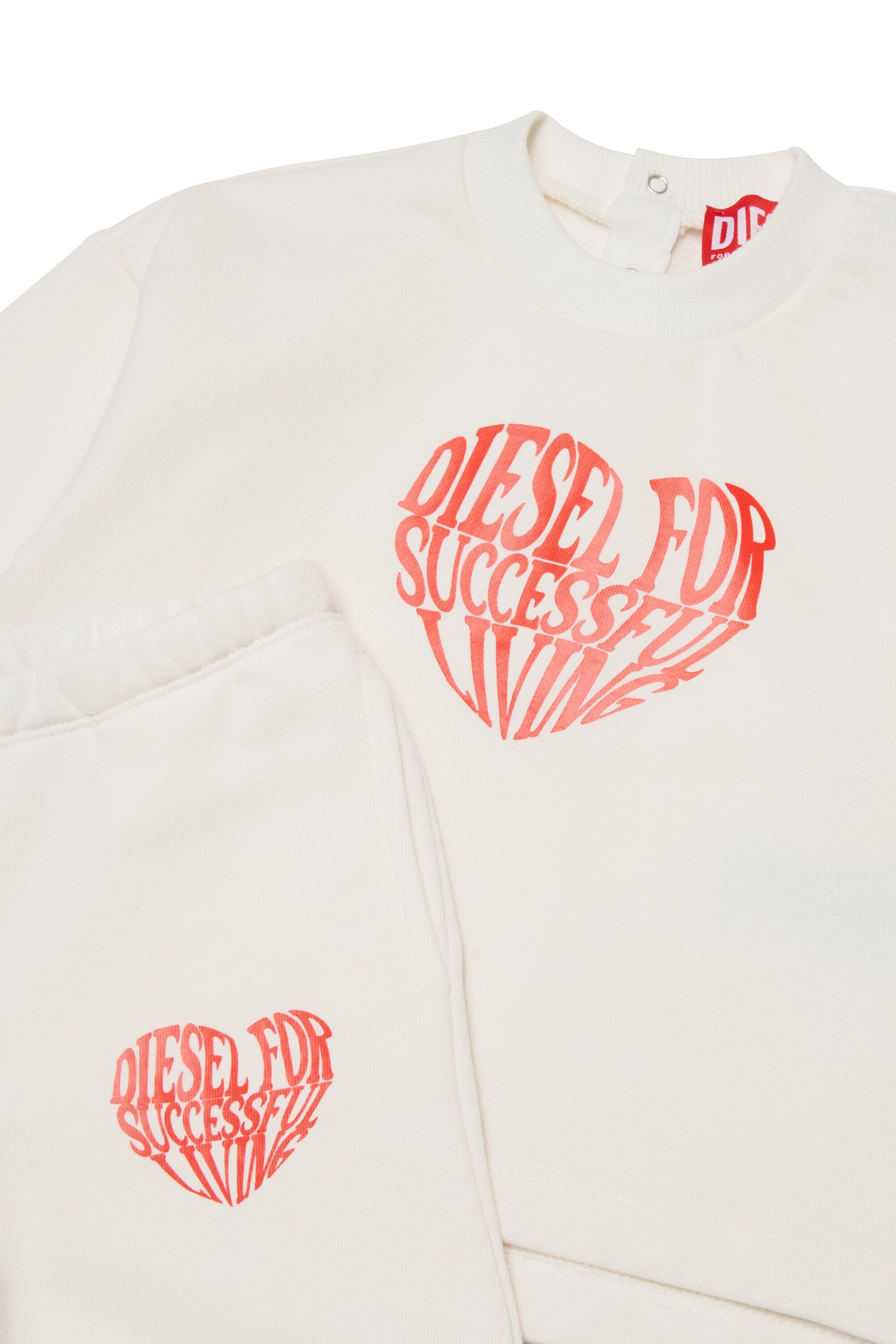 ロゴプリント入りジャージ