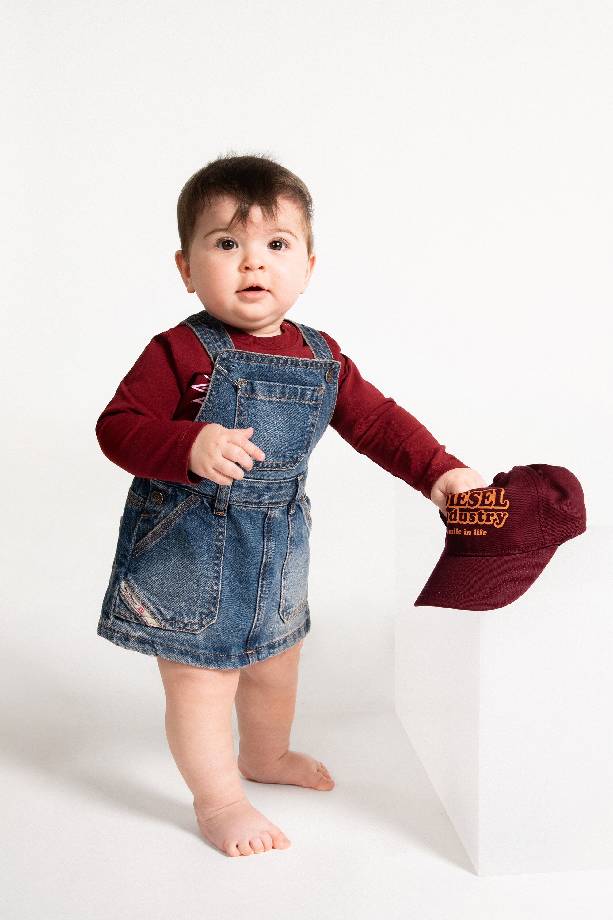 Short denim overalls