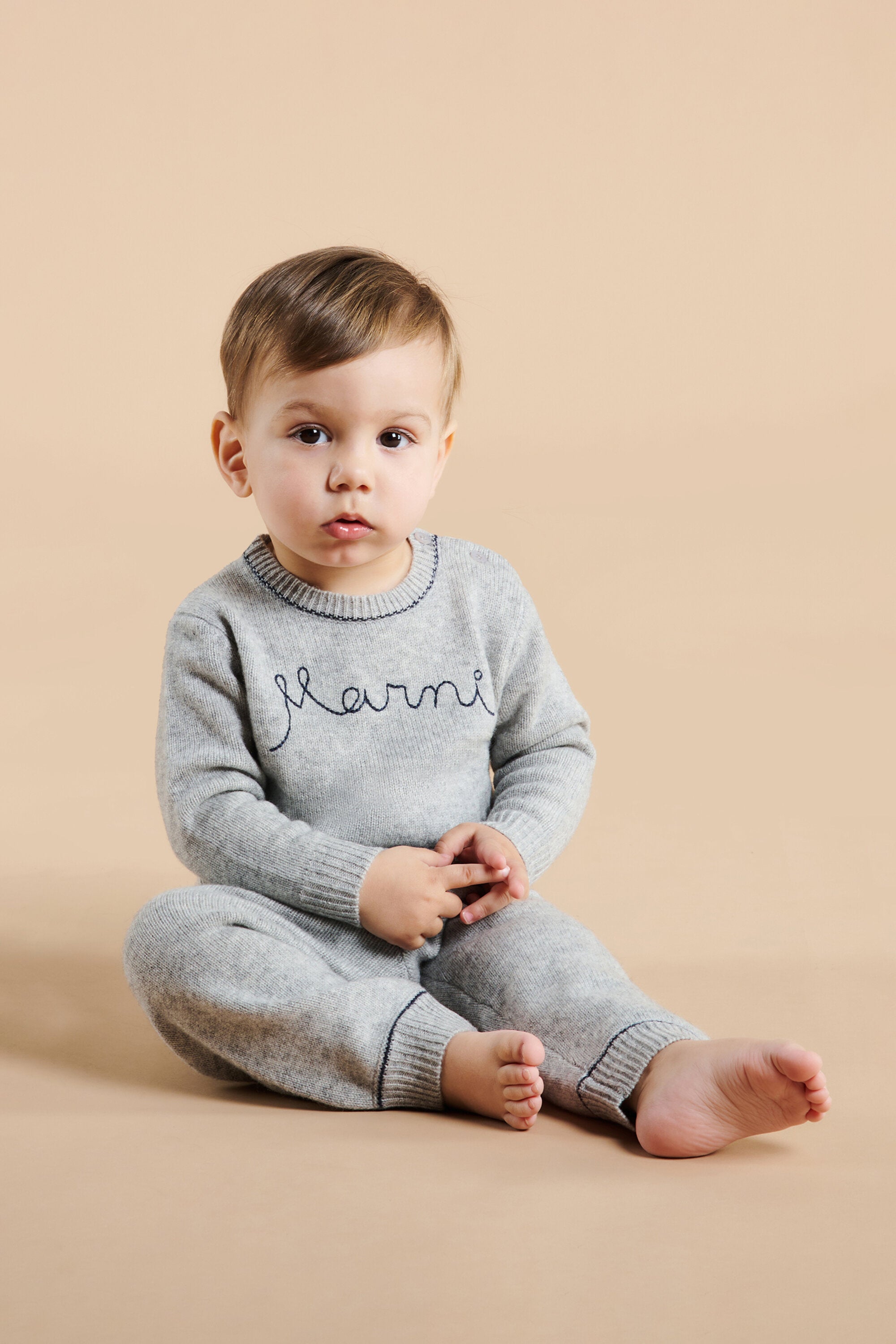 ウール・カシミヤ混クルーネックセーター