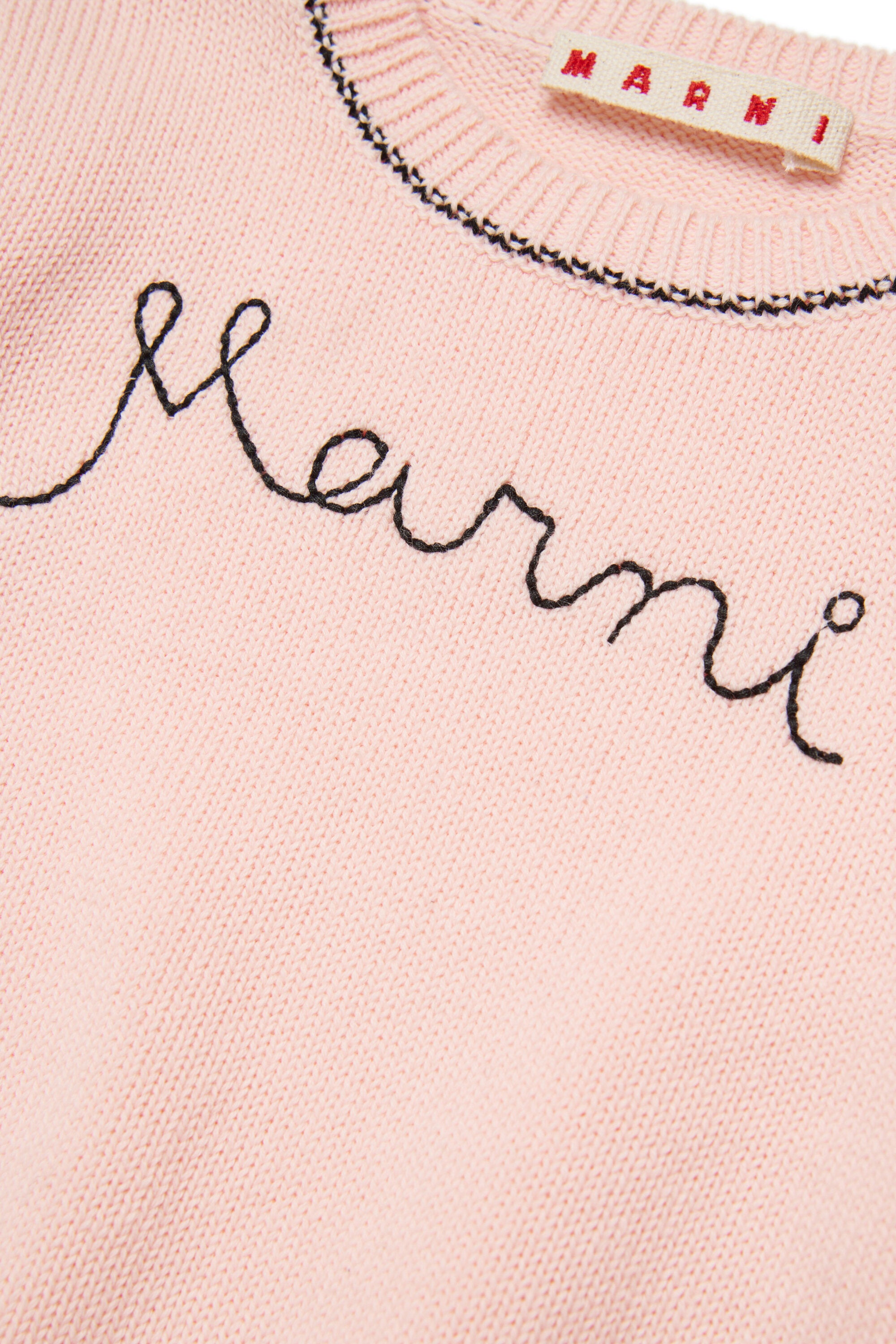 ロゴ入りクルーネックプルオーバー