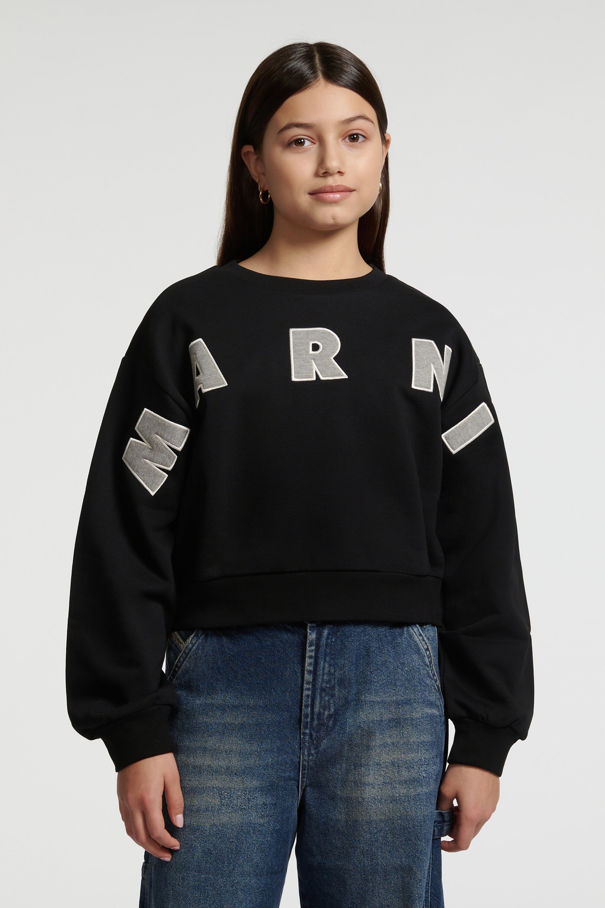 Marniのパッチロゴが刺繍された、クロップド丈のクルーネックスウェットシャツ
