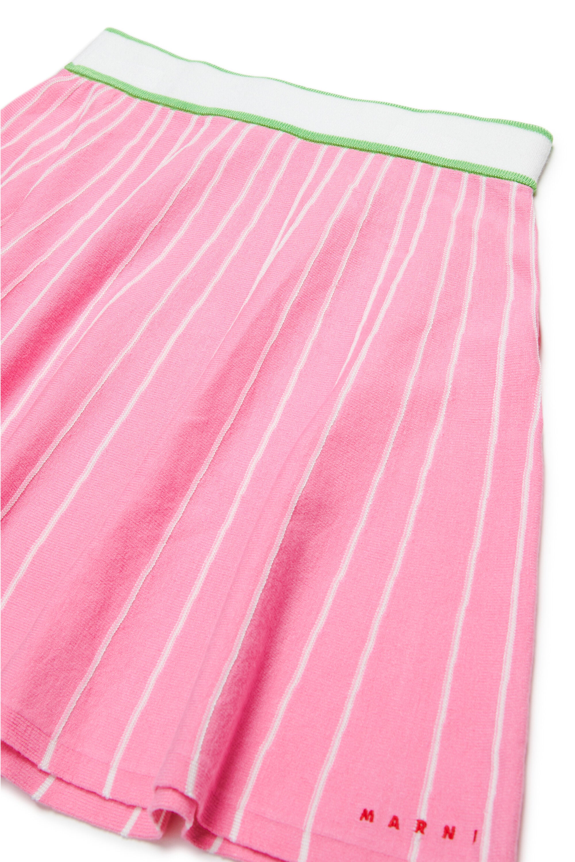 ストライプ・ニット・ミニスカート