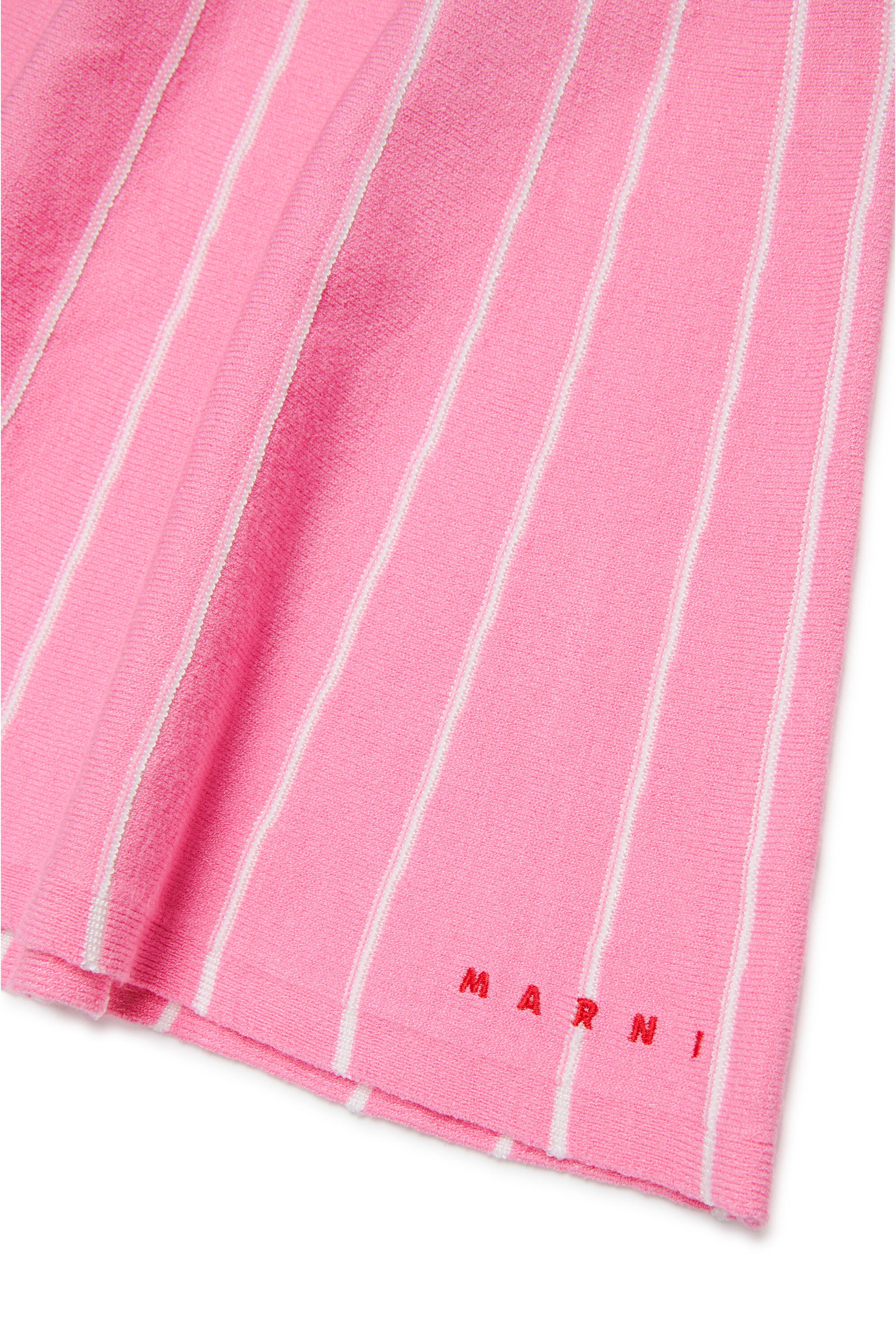 ストライプ・ニット・ミニスカート