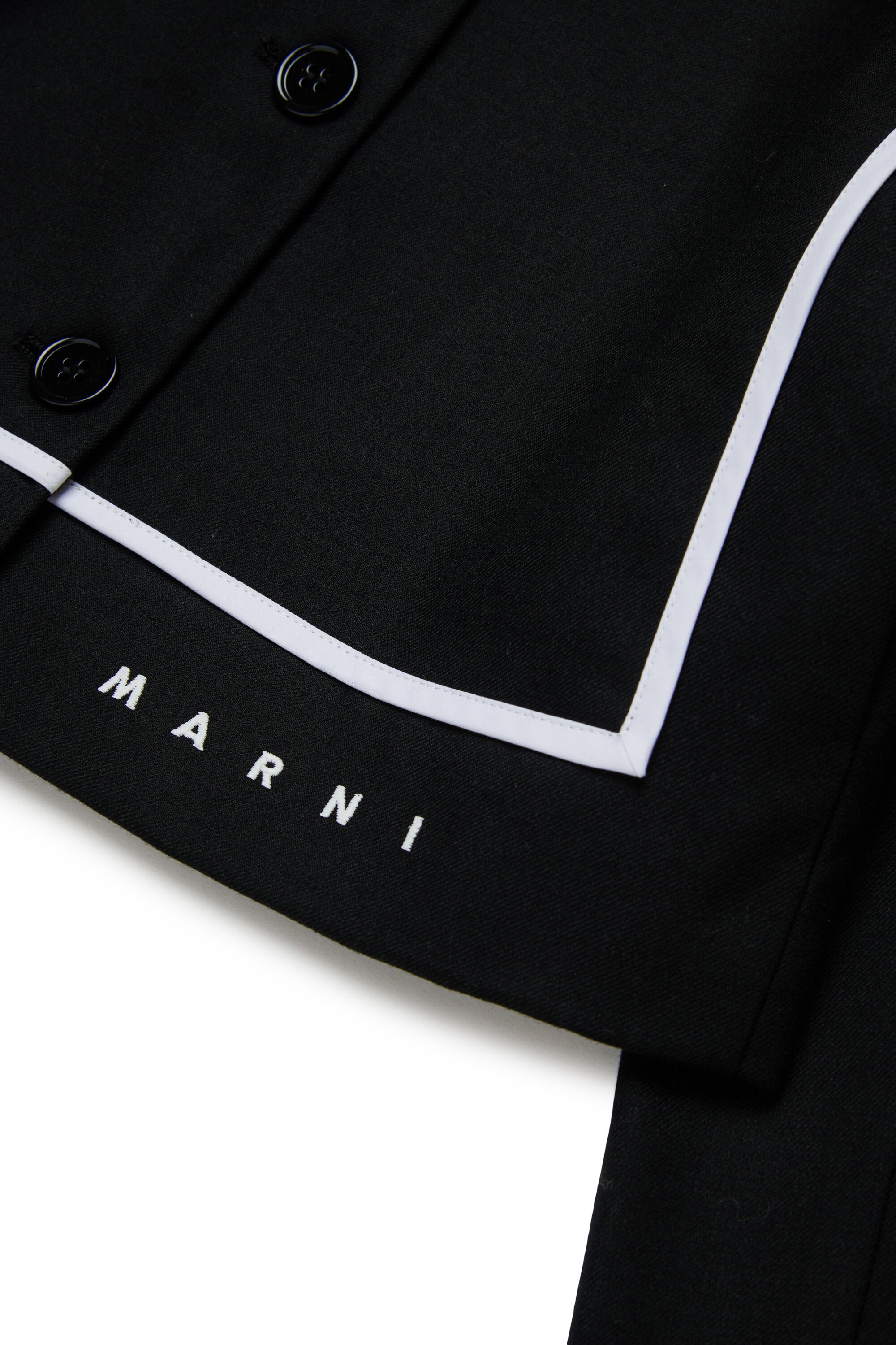 コントラスト・ディテールのフランネル・ジャケット