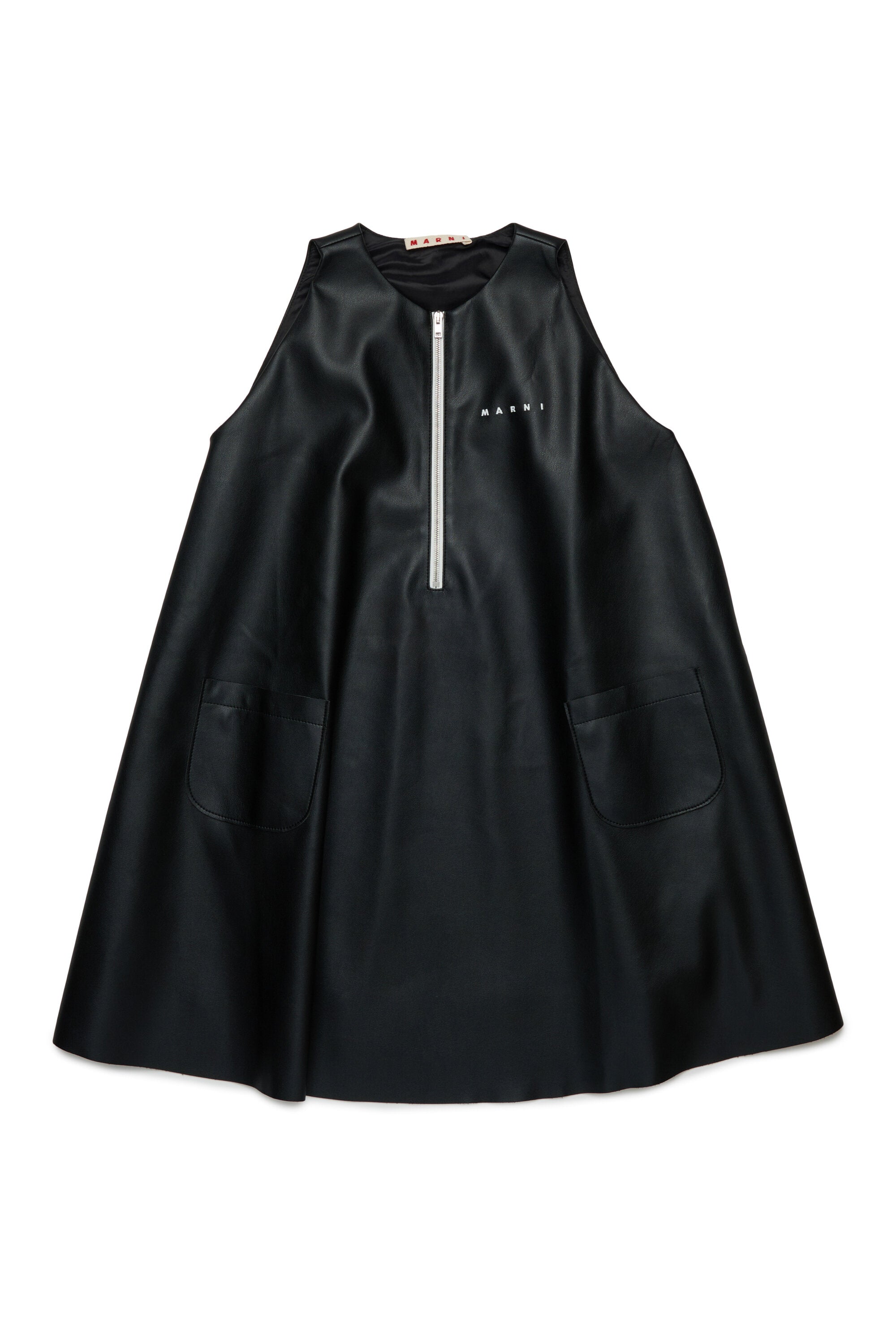 コート地のショート・フレア・ドレス