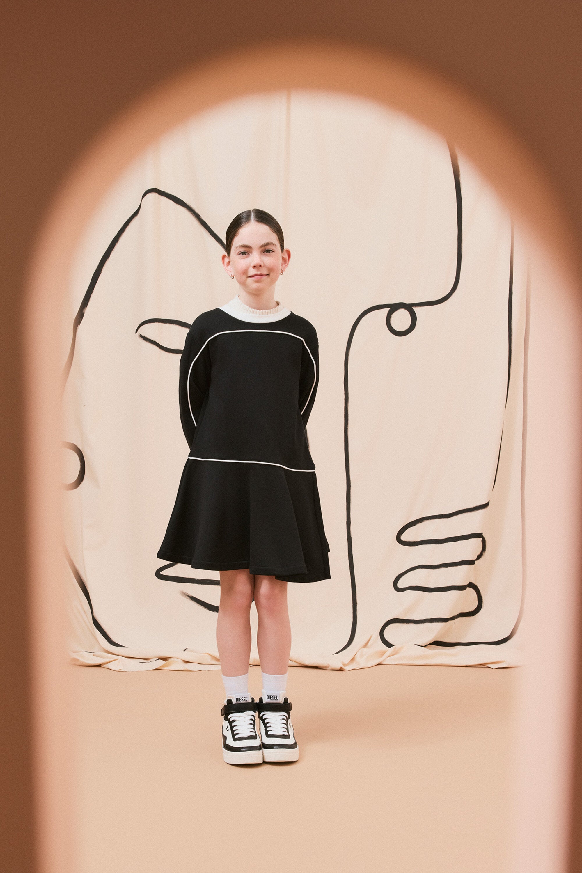 Fleece short dress with contrasting piping