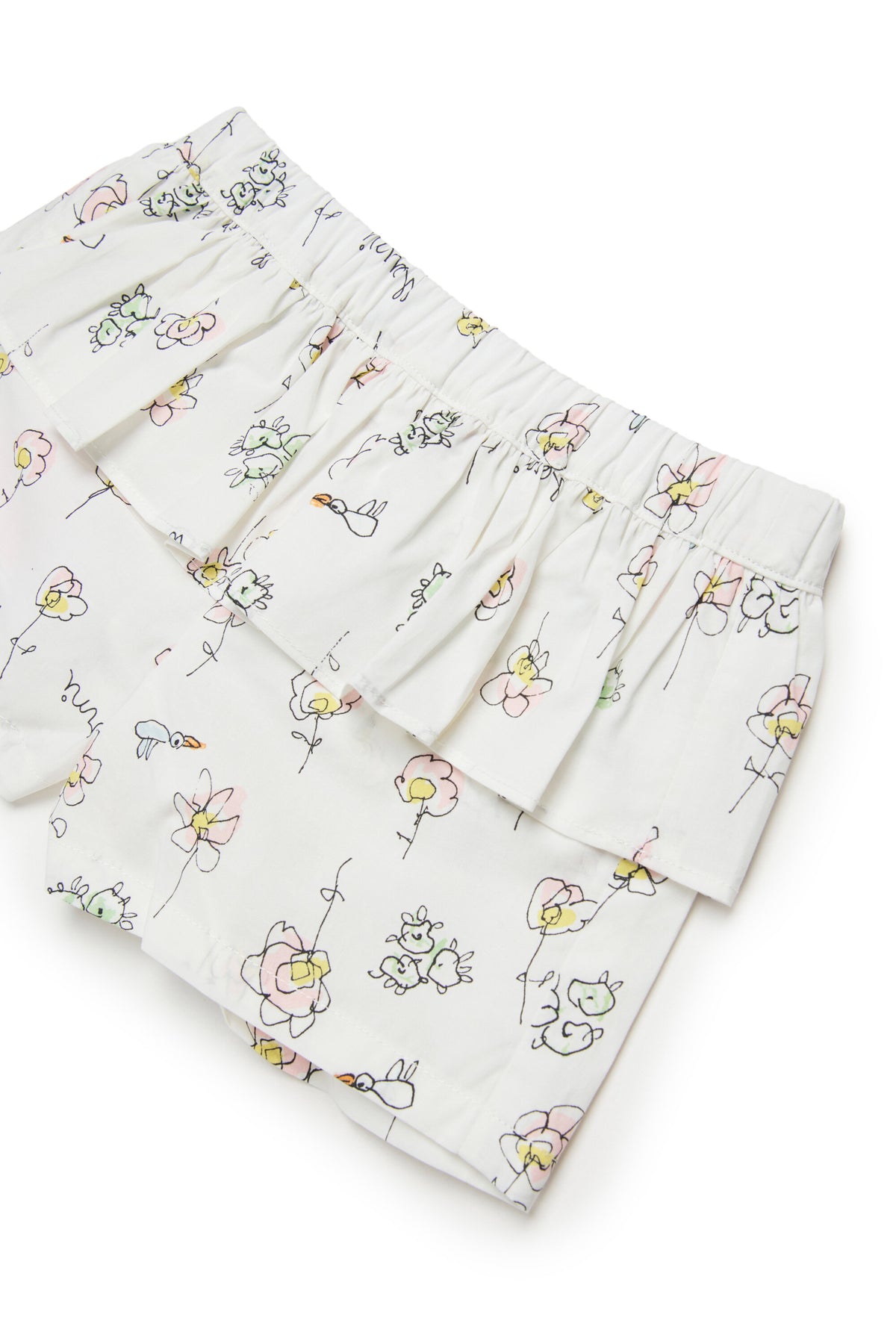 Shorts with ruffles and floral print