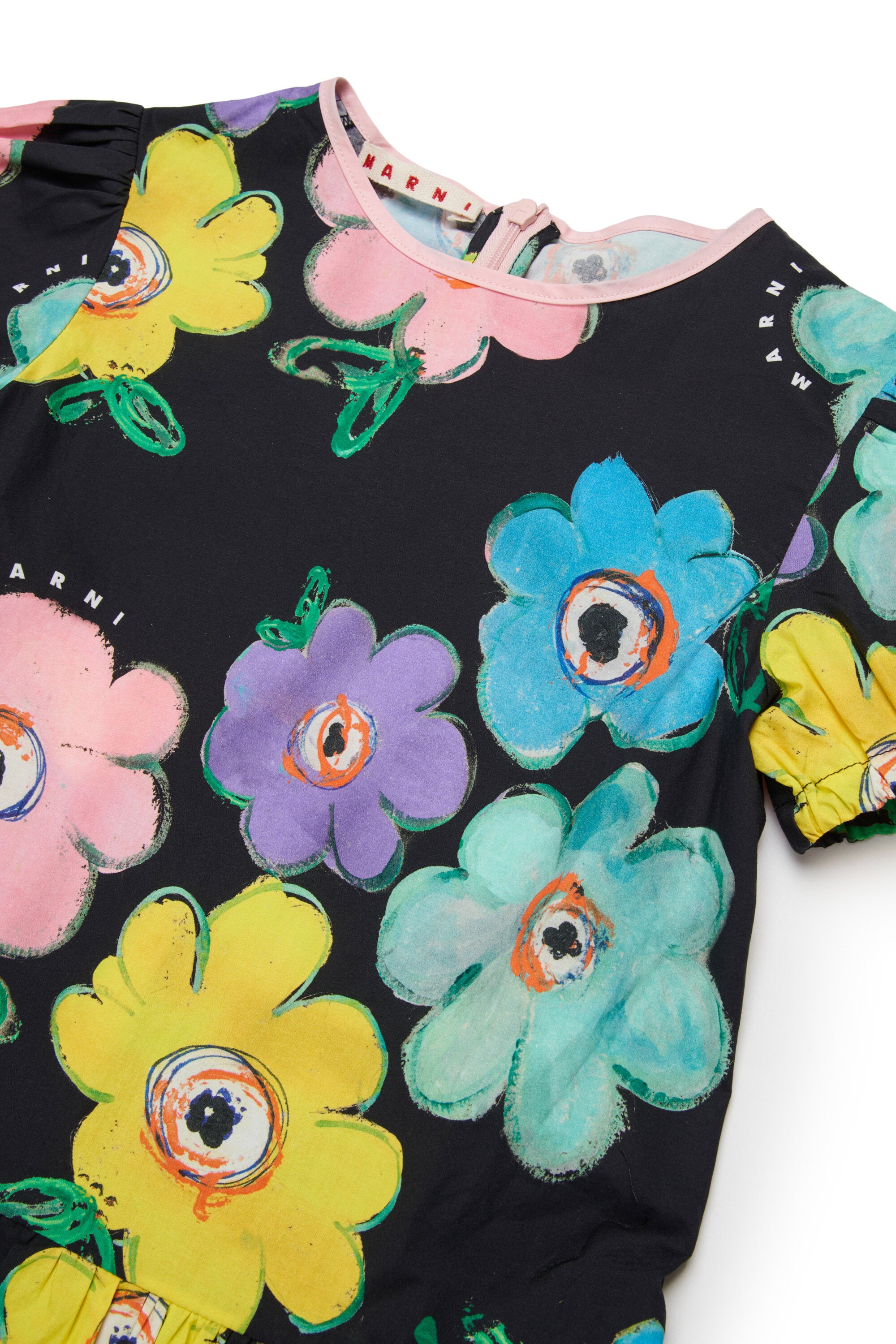 カラフルなフラワープリントドレス