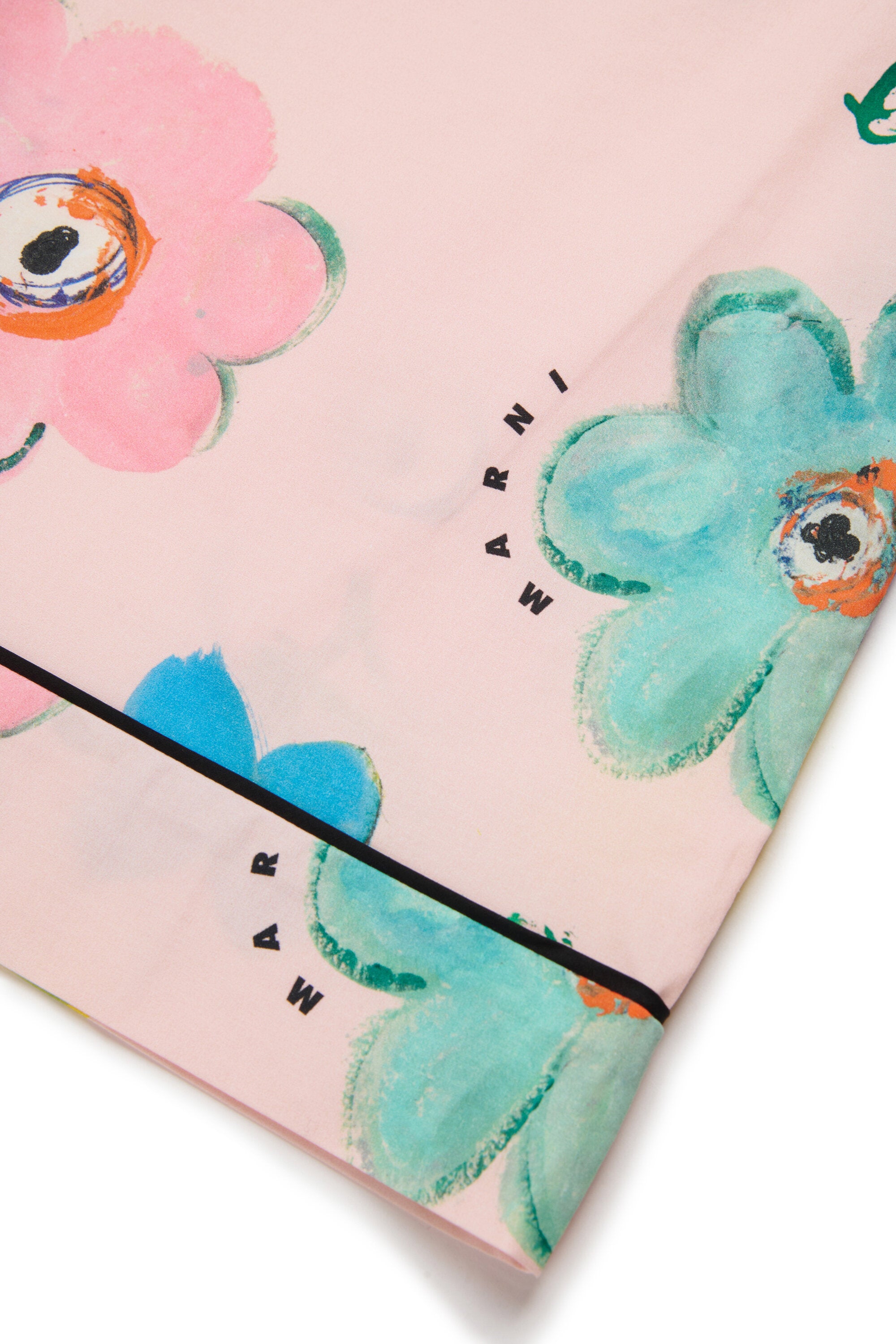 Sleeveless floral print shirt
