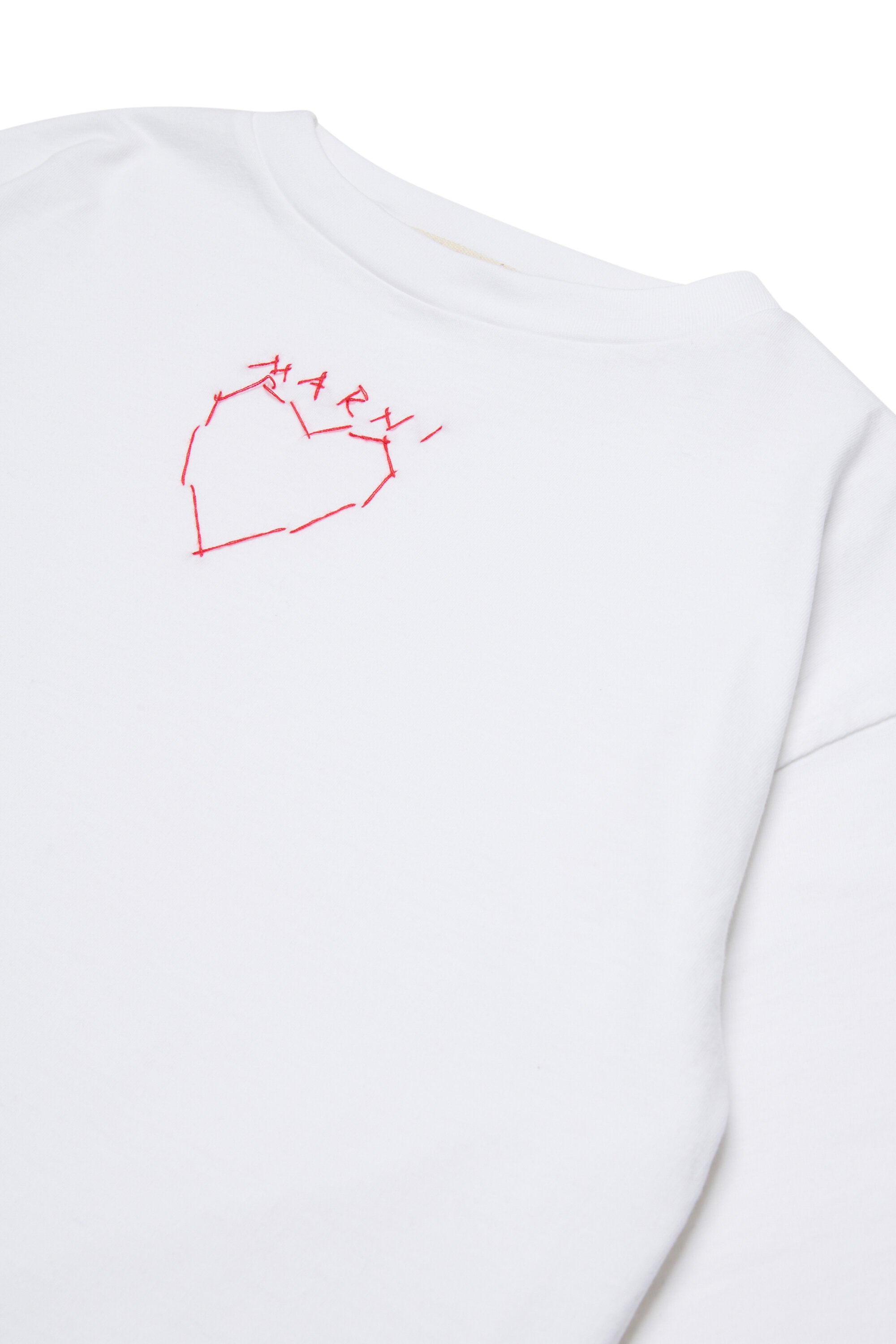 ハート刺繍入りフロントTシャツ