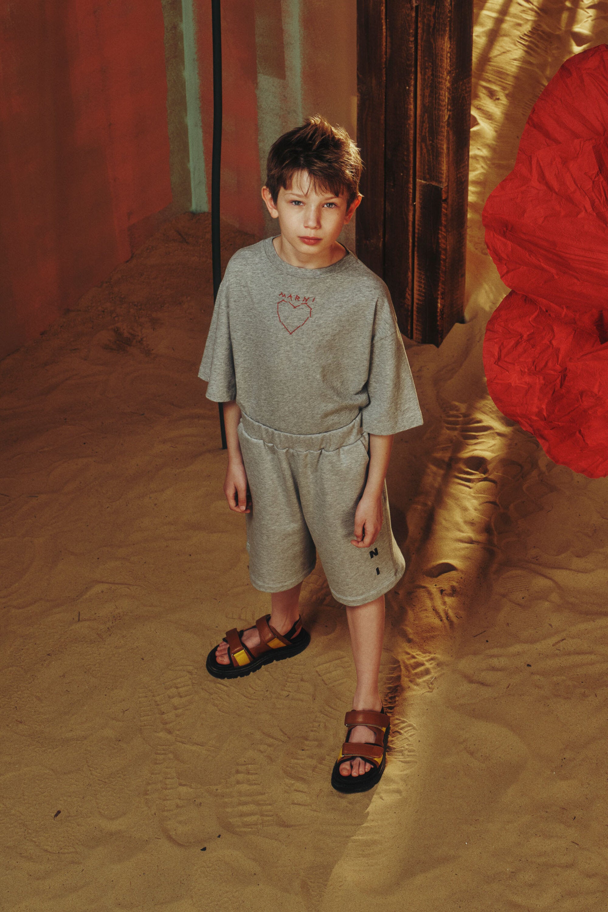 T-shirt with heart embroidery on the front