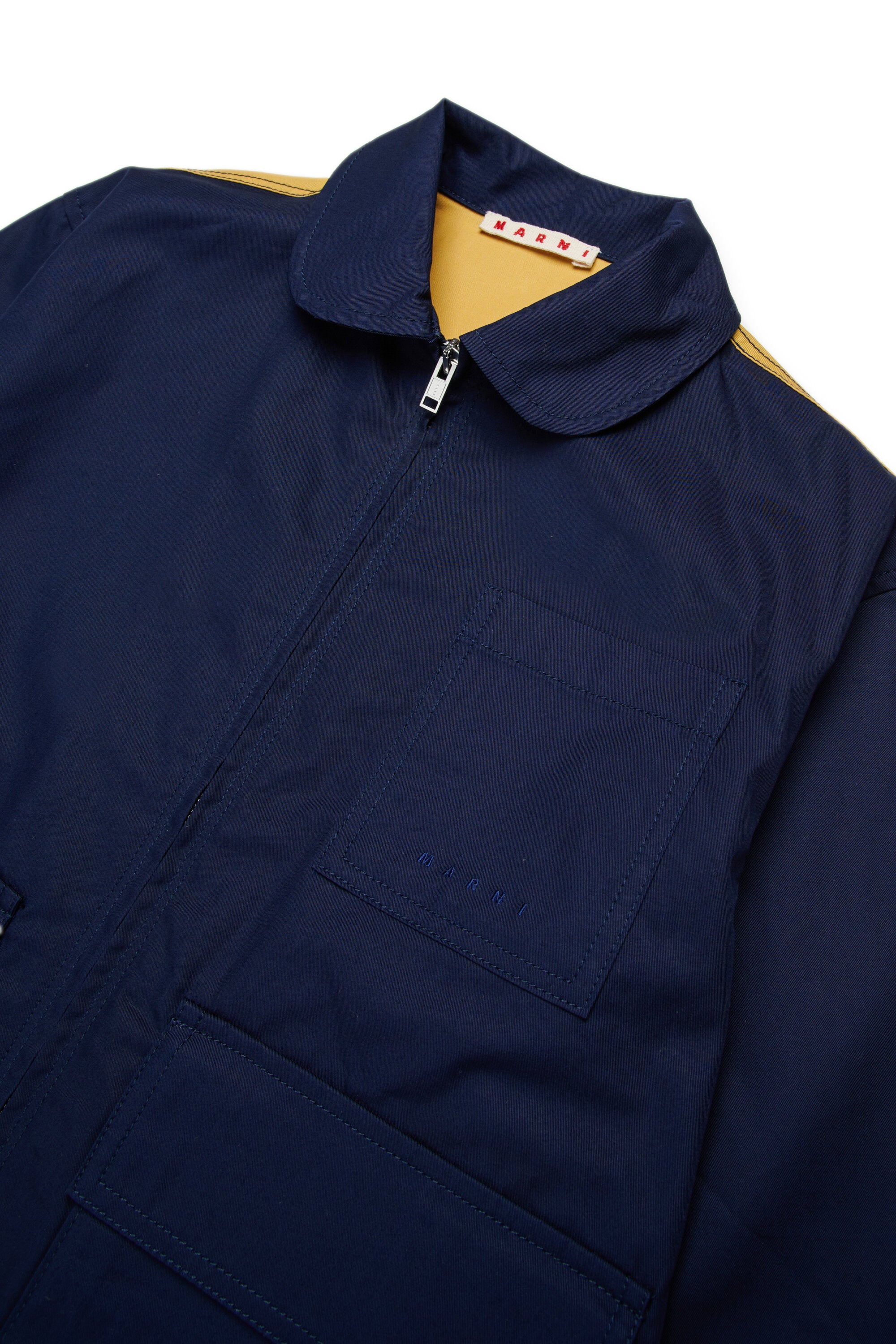 ロゴプリントジャケット