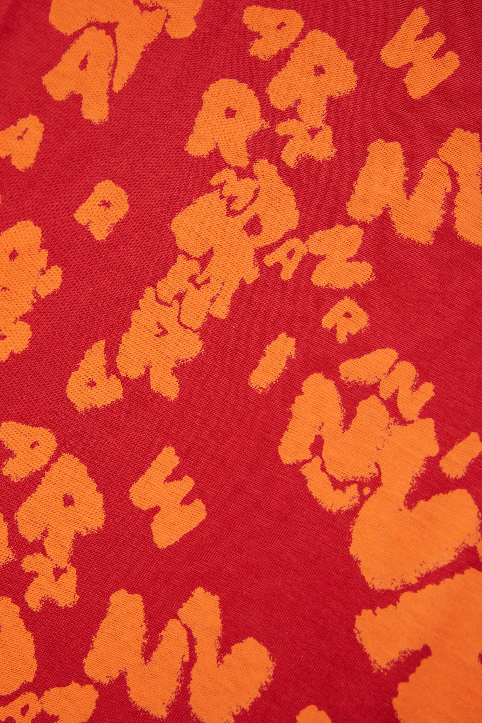 ロゴ総柄ノースリーブTシャツ