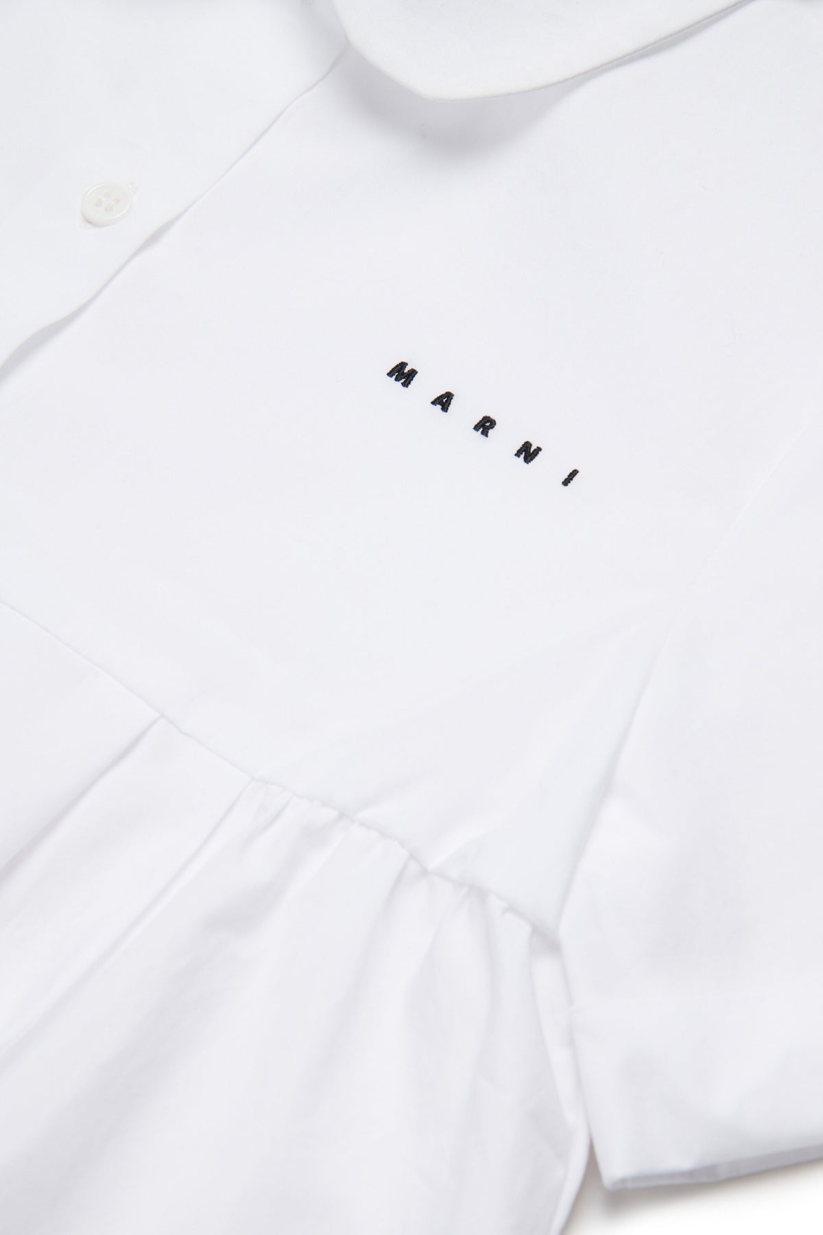 Short-sleeved shirt with logo