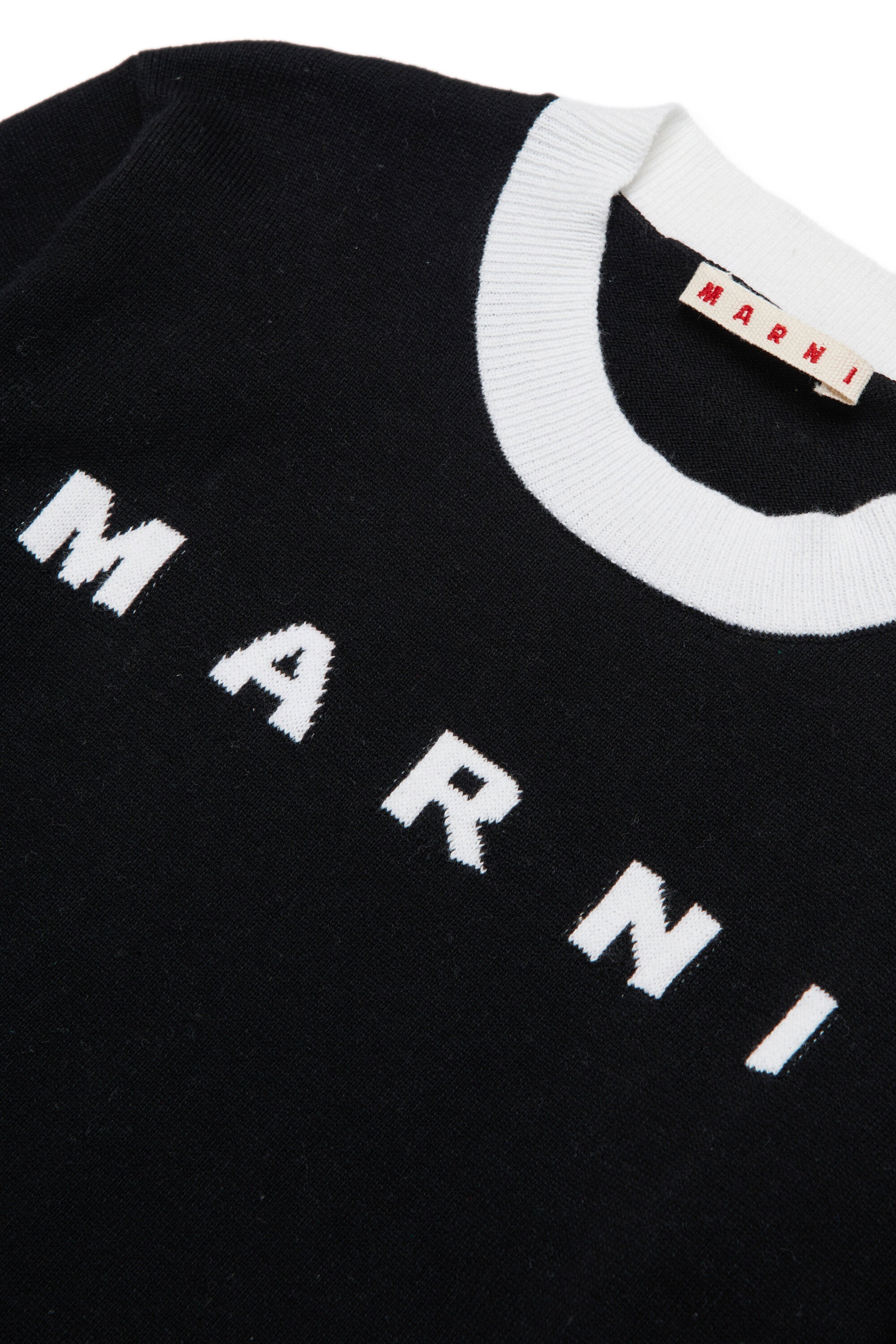 ロゴ入りクルーネックプルオーバー