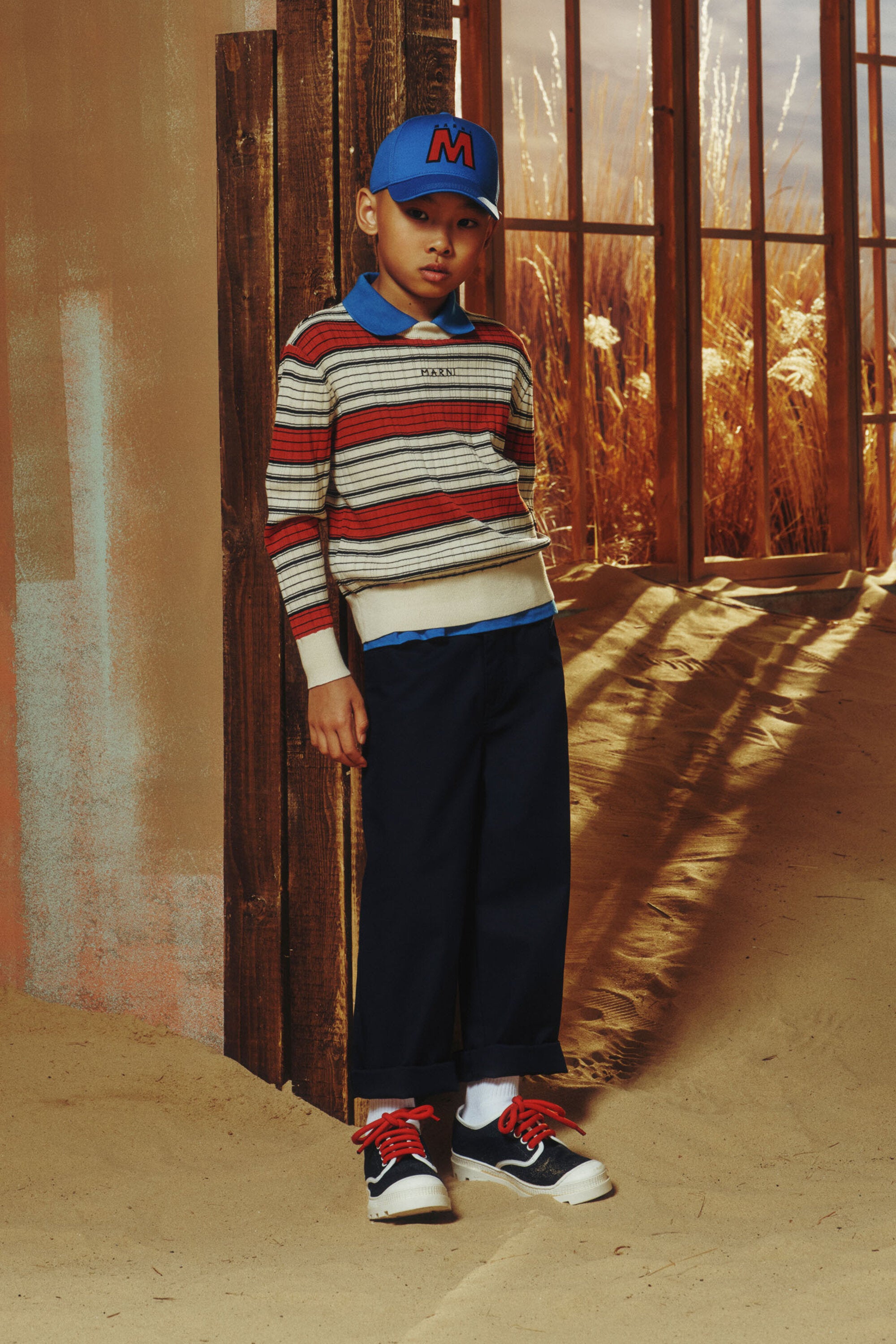 ロゴ入りボーダークルーネックプルオーバー