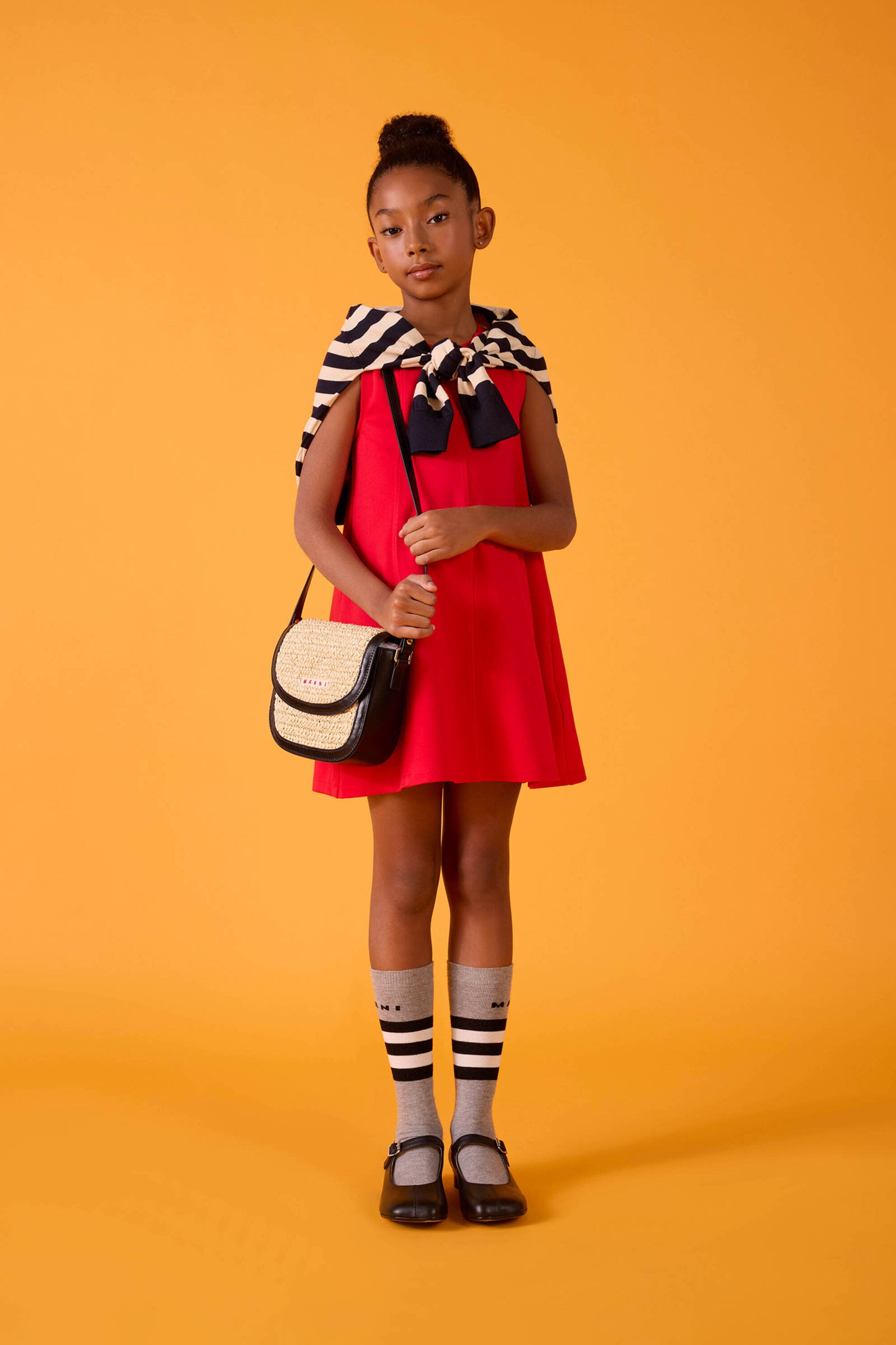 ロゴ付きショルダーバッグ Smile