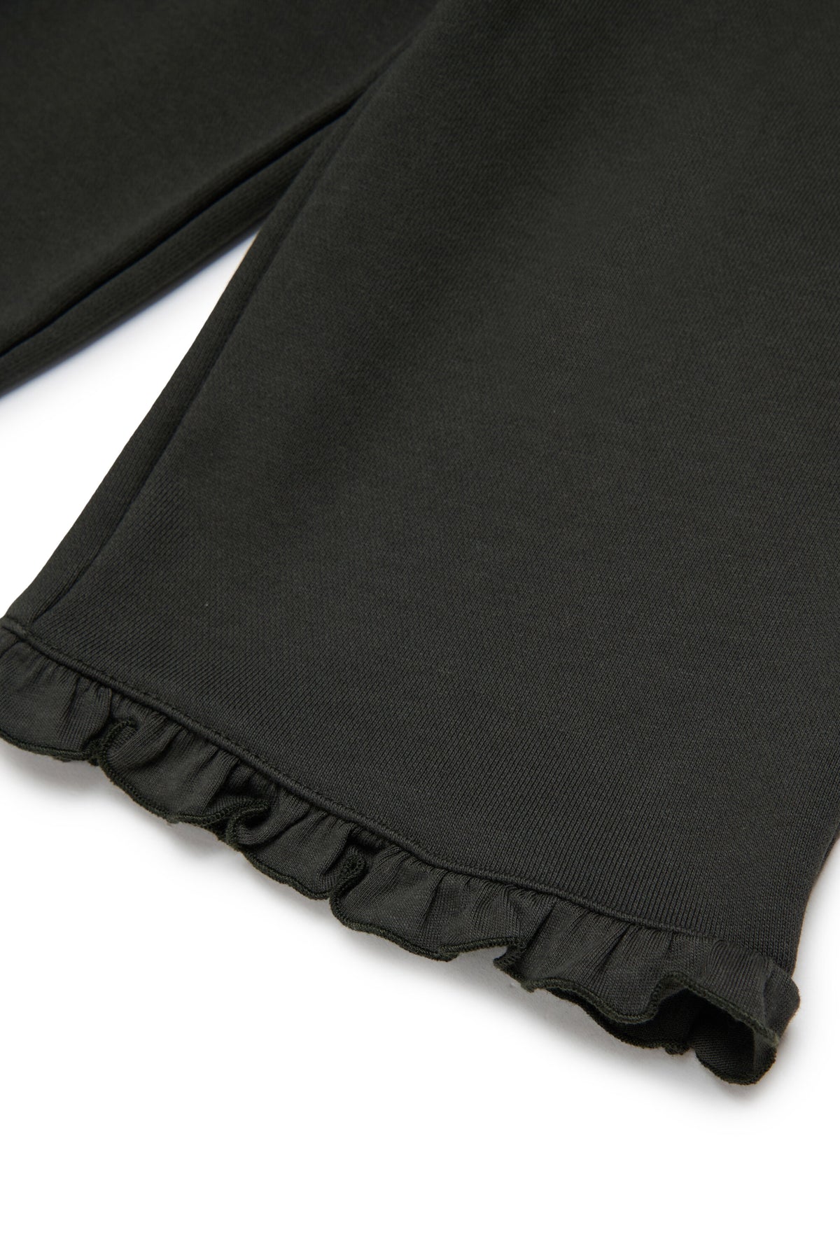 Sweatpants with ruffles