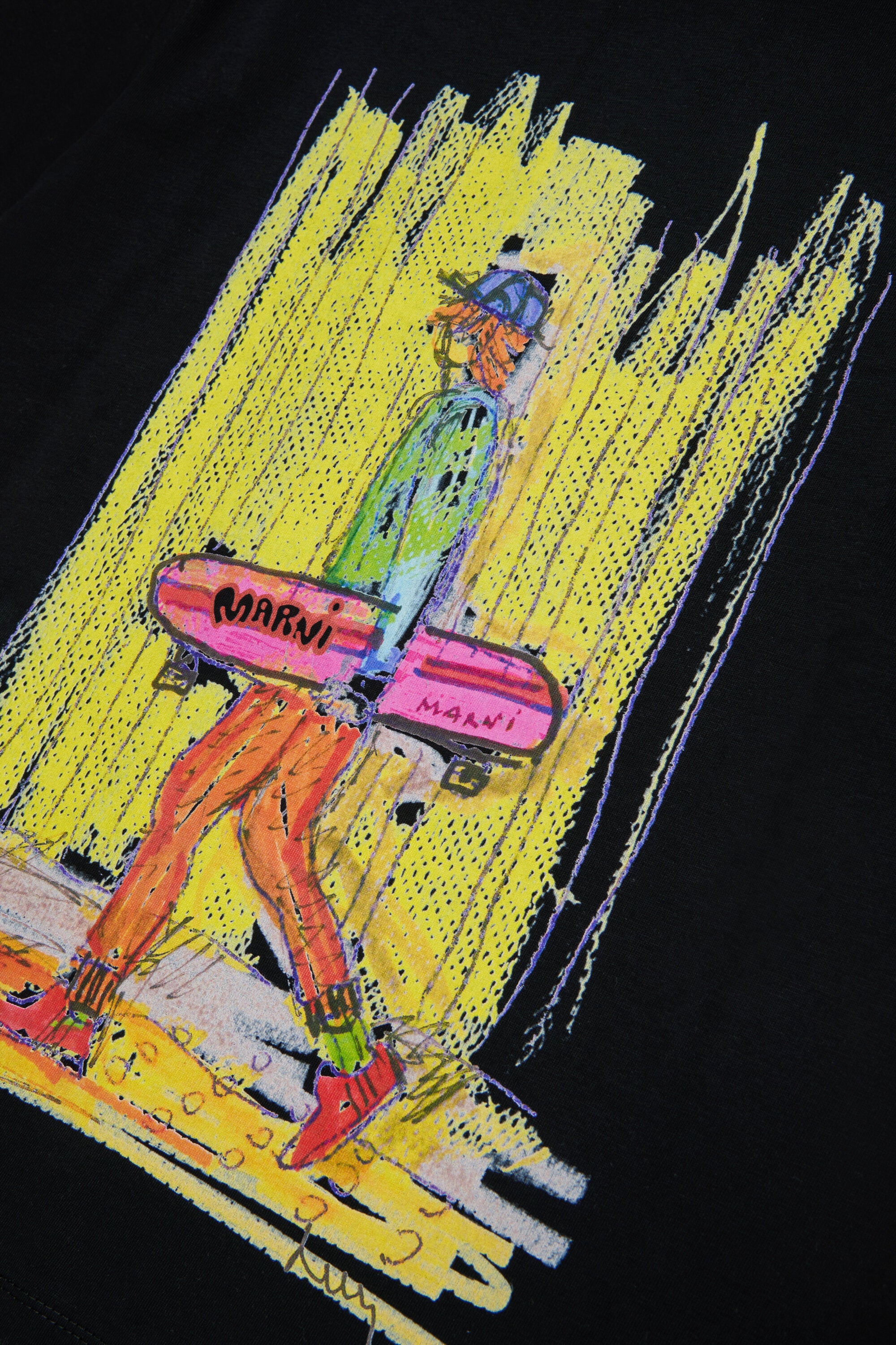 カラフルなフロントプリントTシャツ