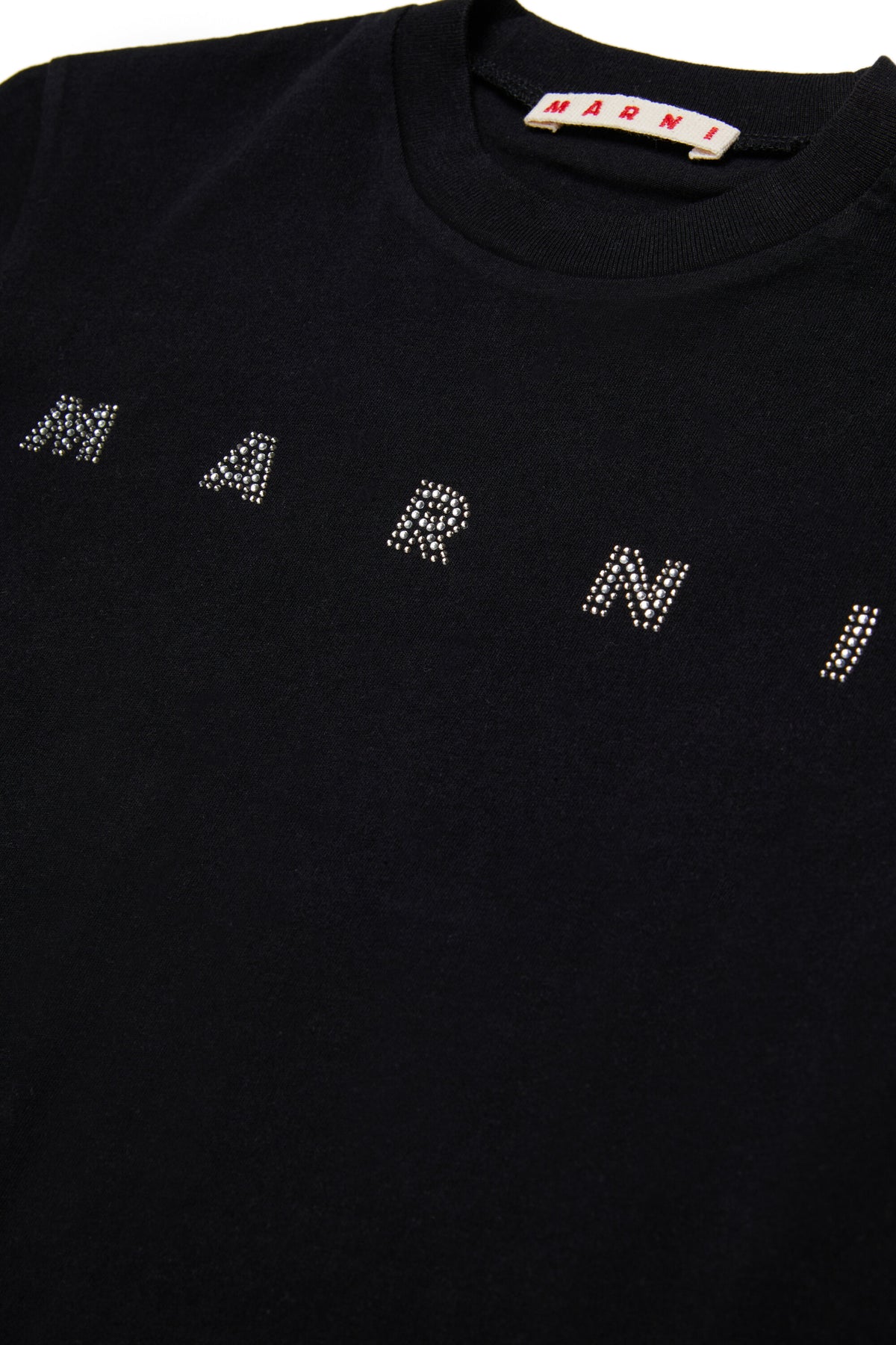 ロゴ入りTシャツ