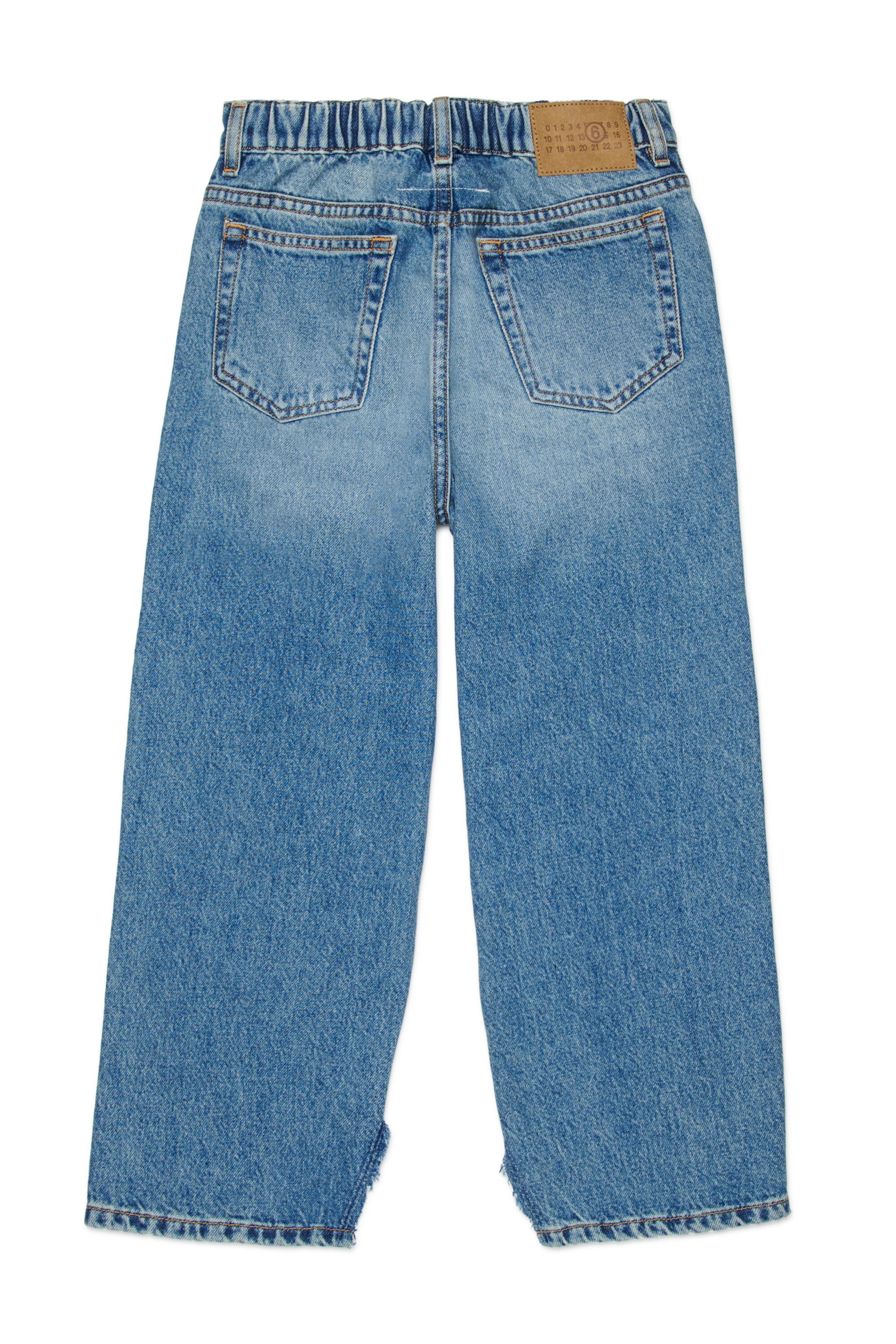 Regular jeans in light blue wash