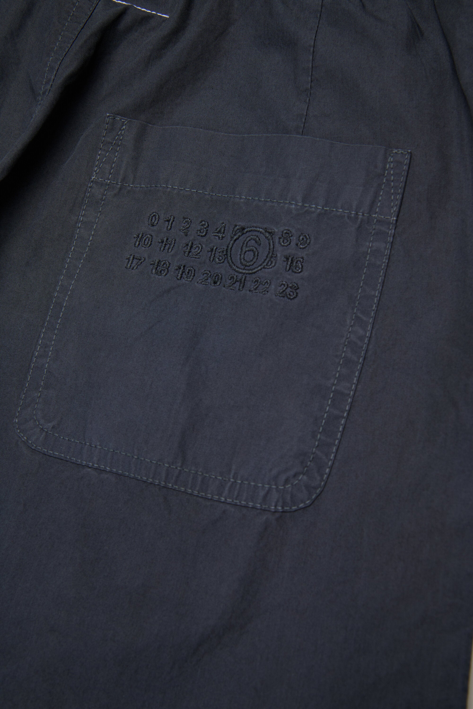 Numericロゴ入りポプリンパンツ