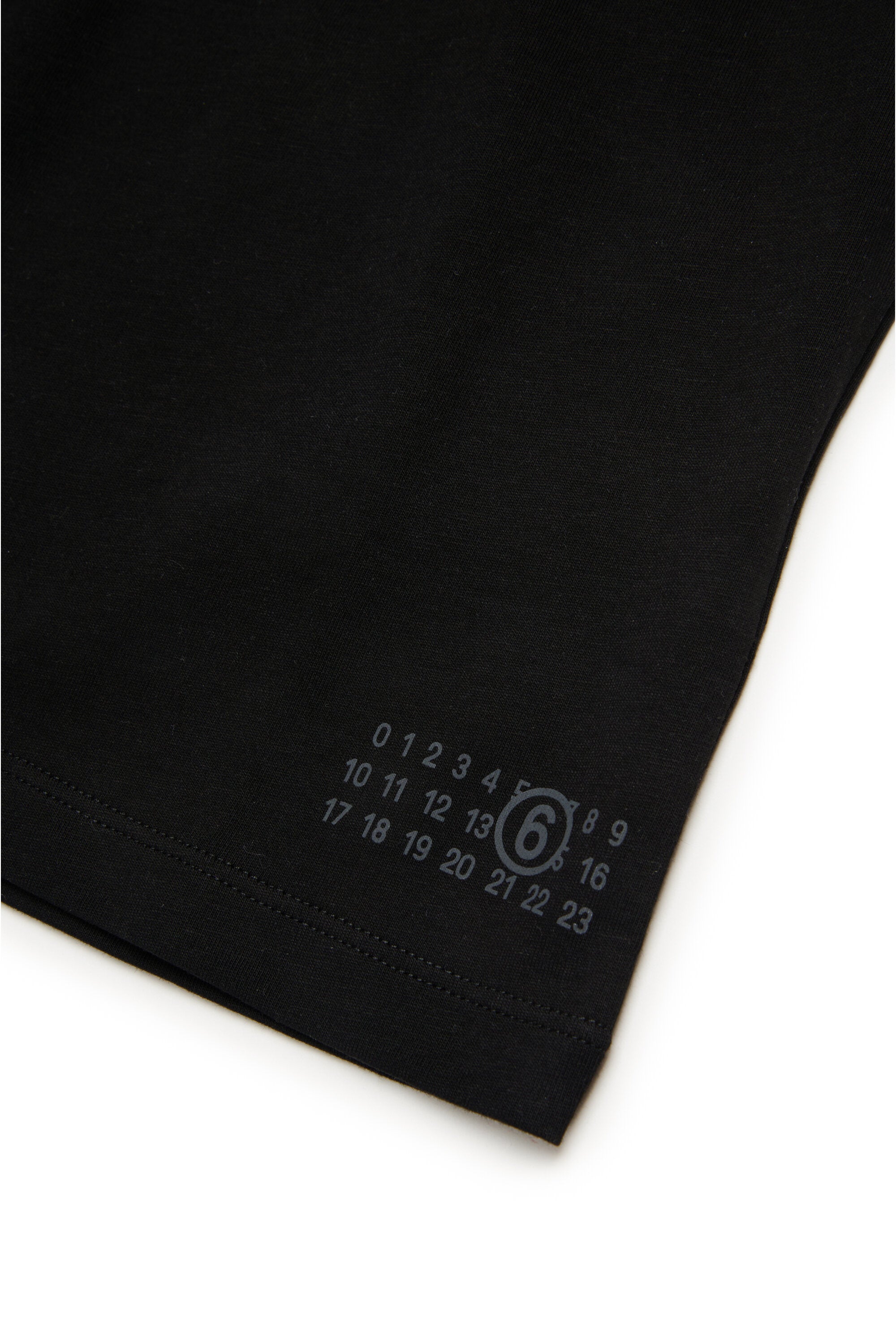 Sleeveless T-shirt with gathers