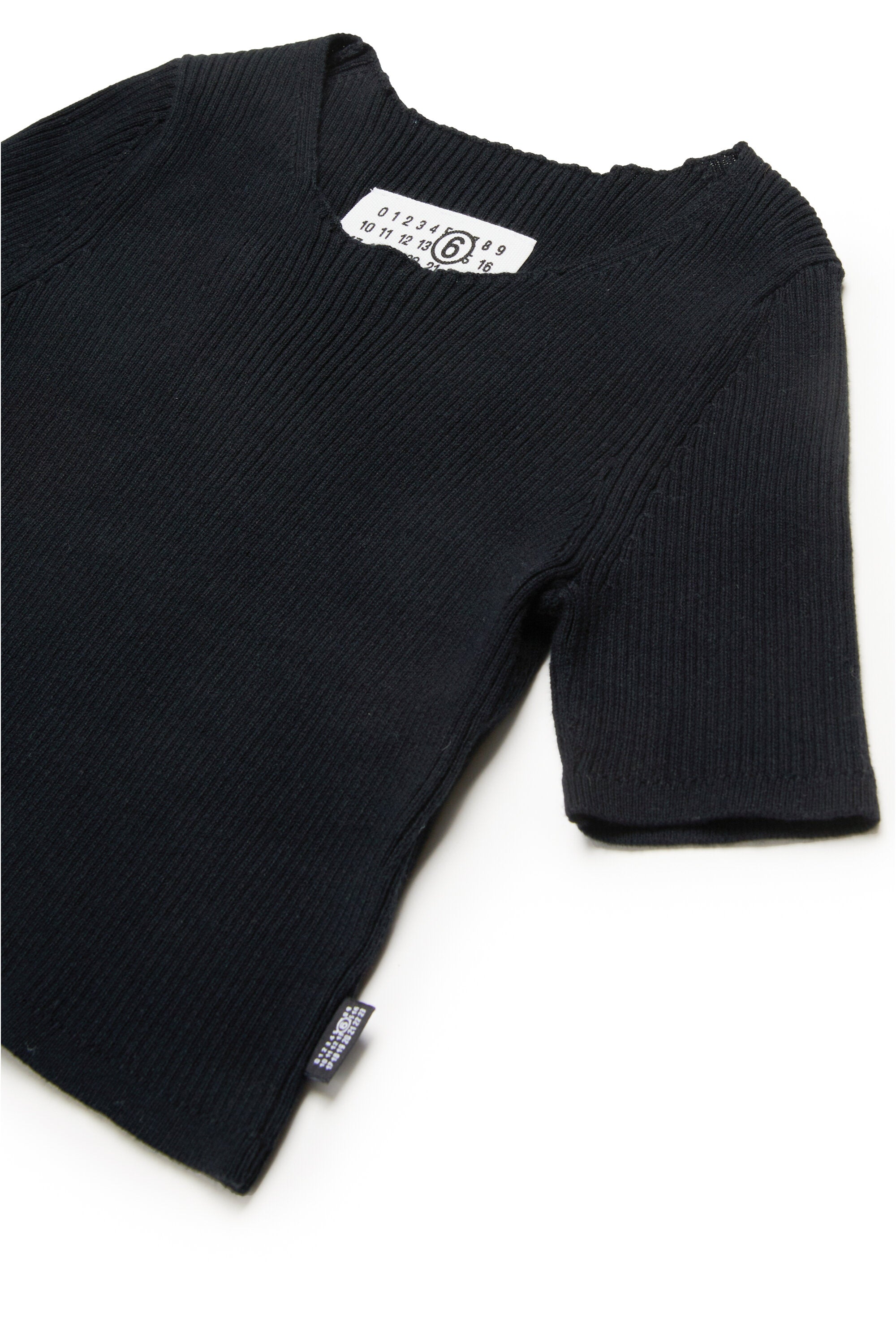 リブニットトップス