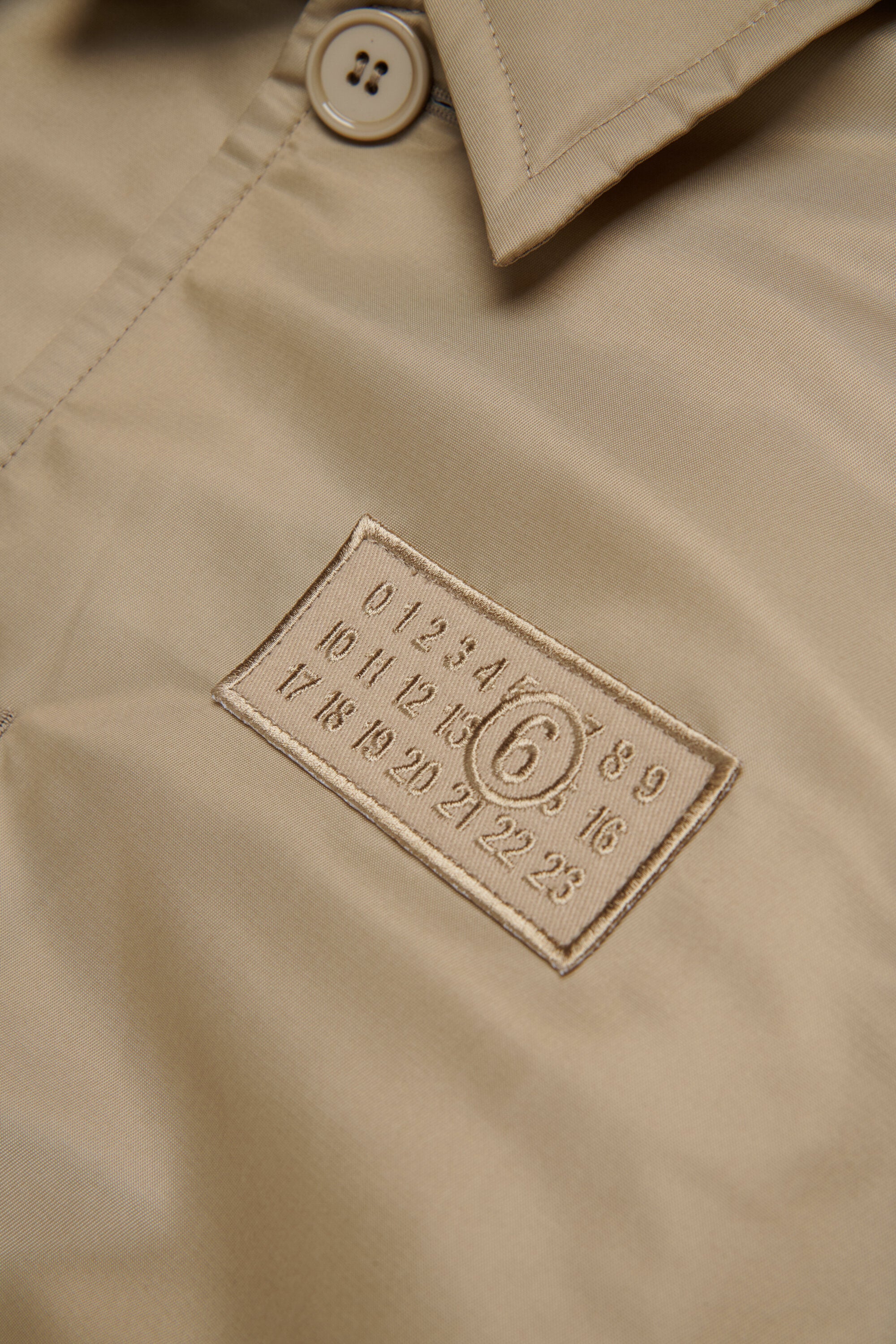 ワッペン付きツイルジャケット