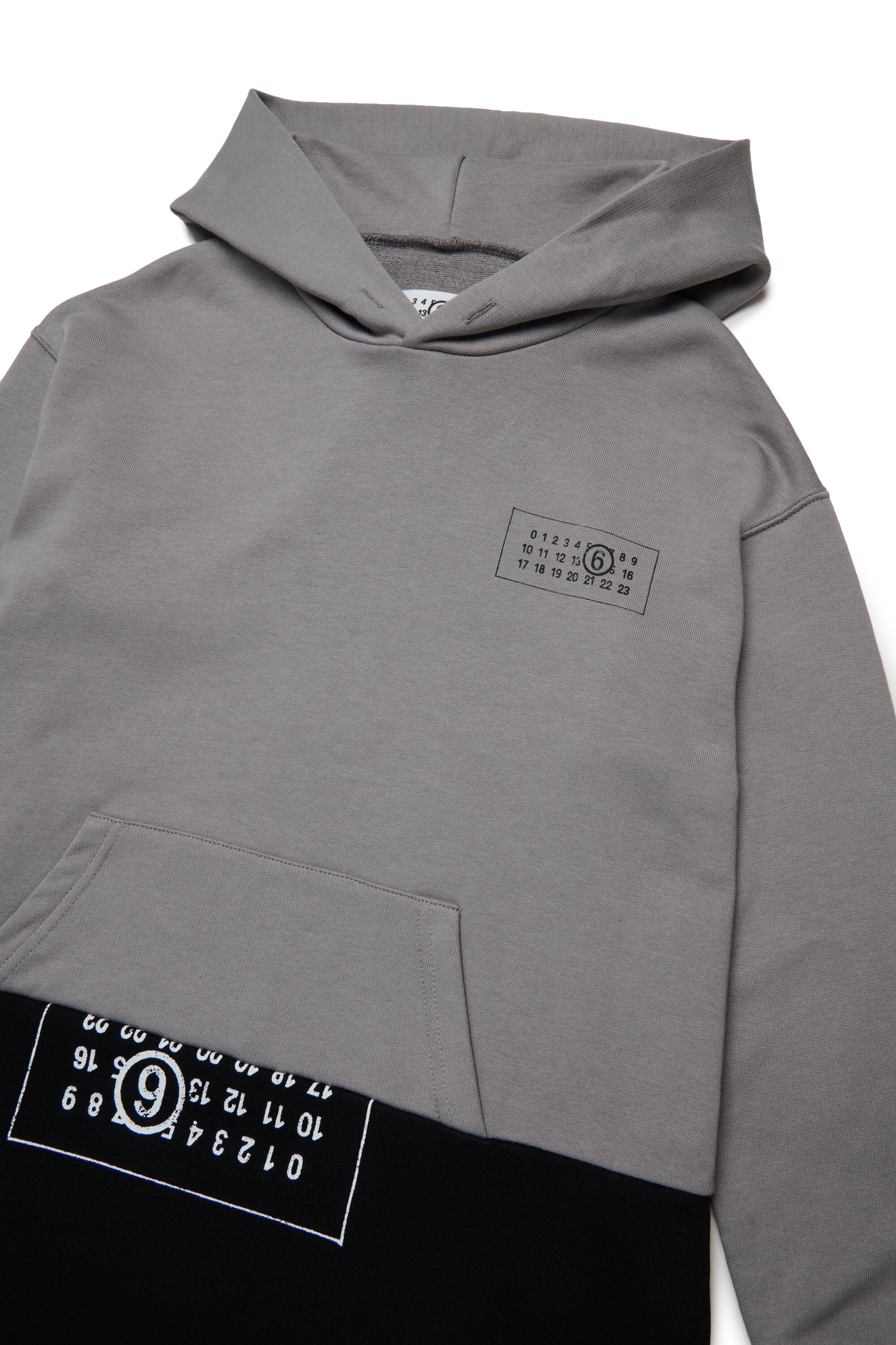 Two-color re-cut sweatshirt maxi dress