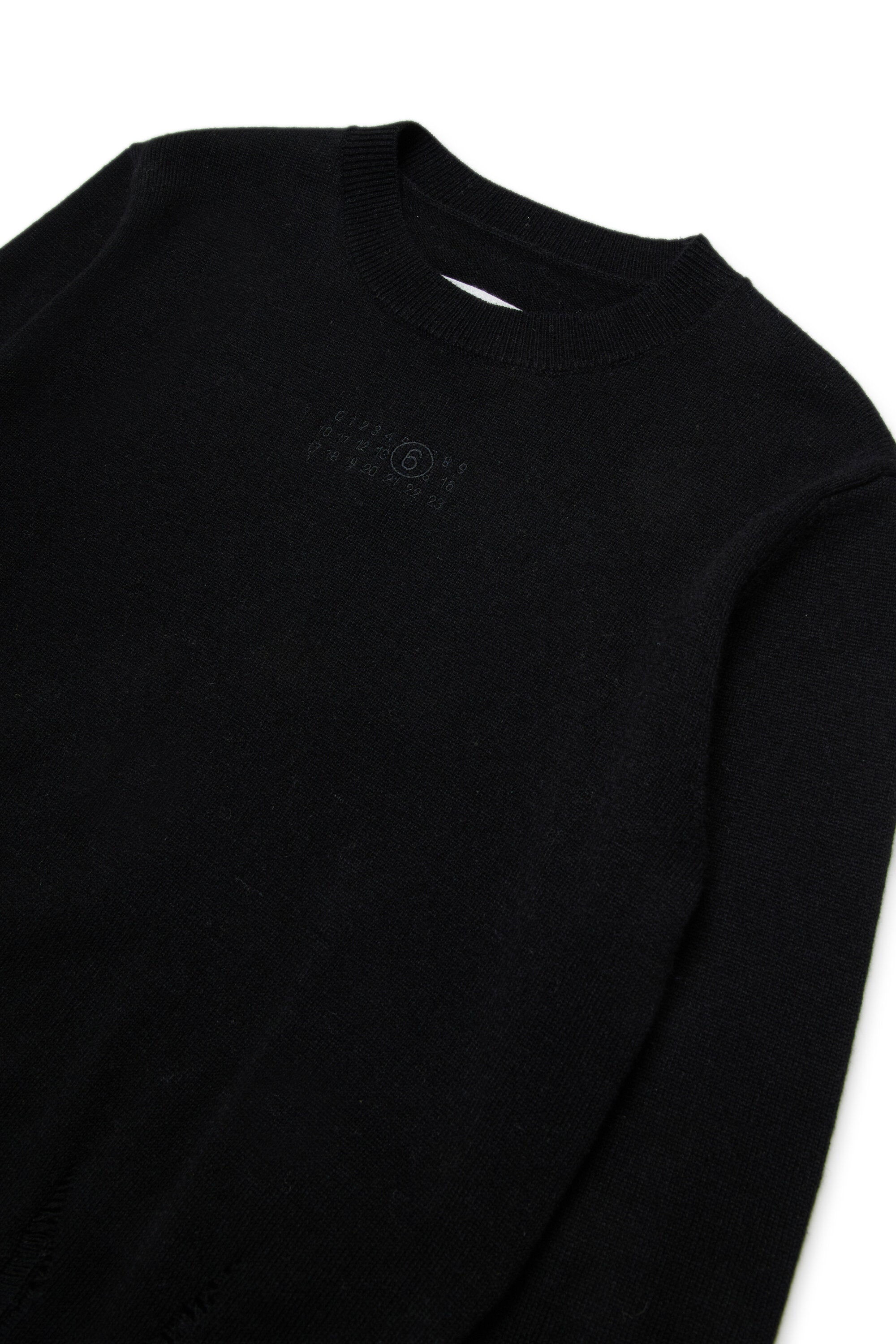 ウール混のプルオーバー。