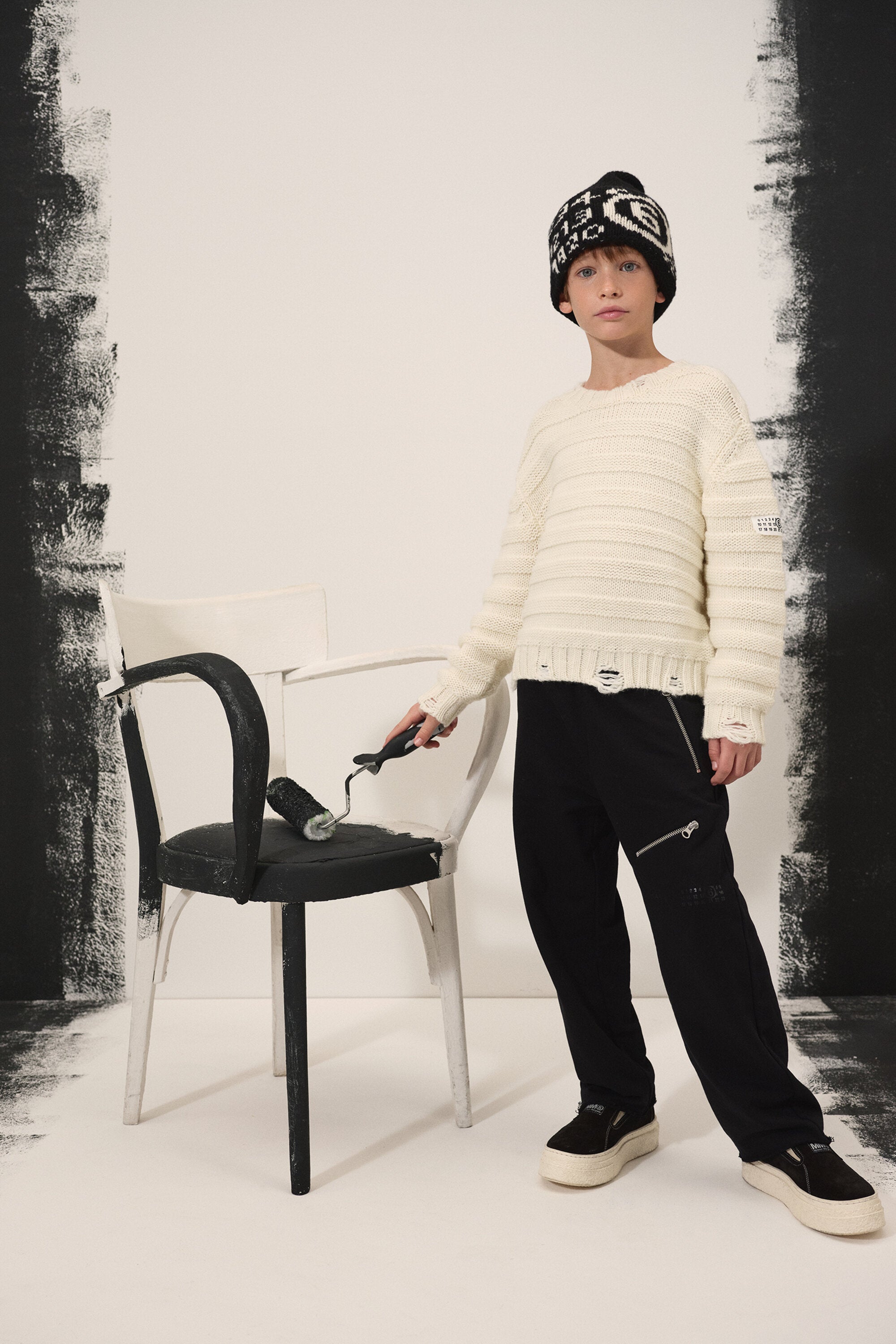 Ribbed wool blend pullover with breaks