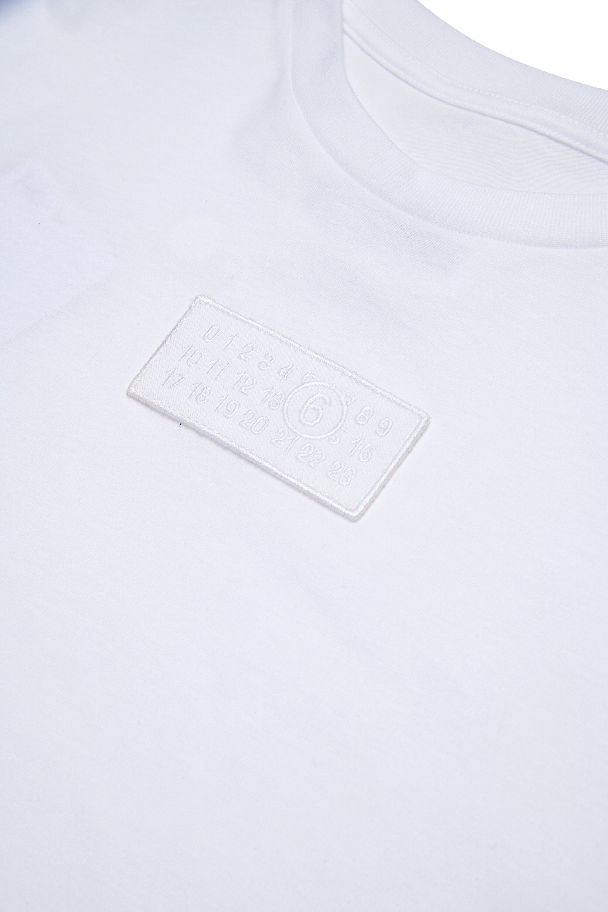 Numericロゴパッチ付きジャージーTシャツ