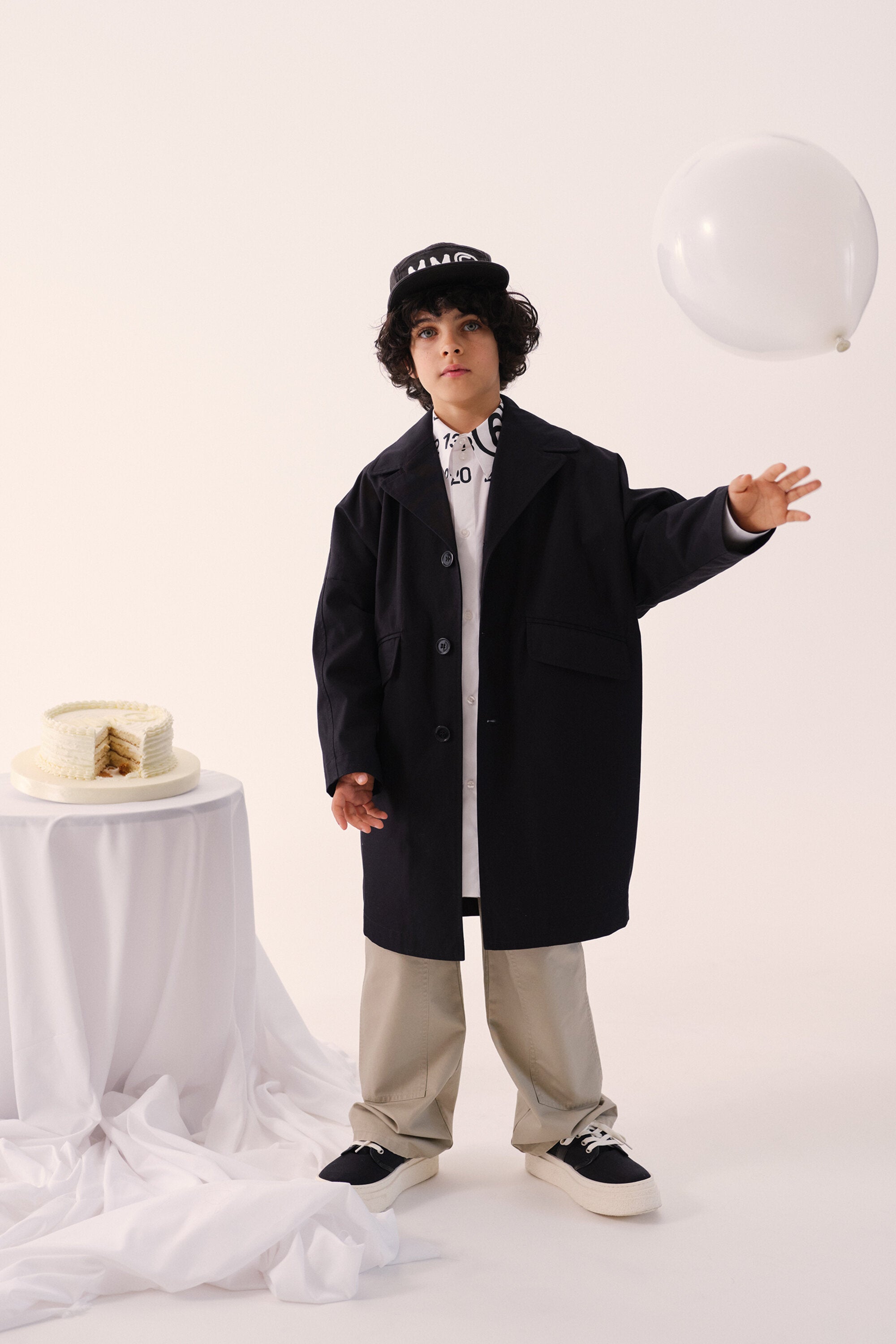 ロゴ入りシングルブレストコート