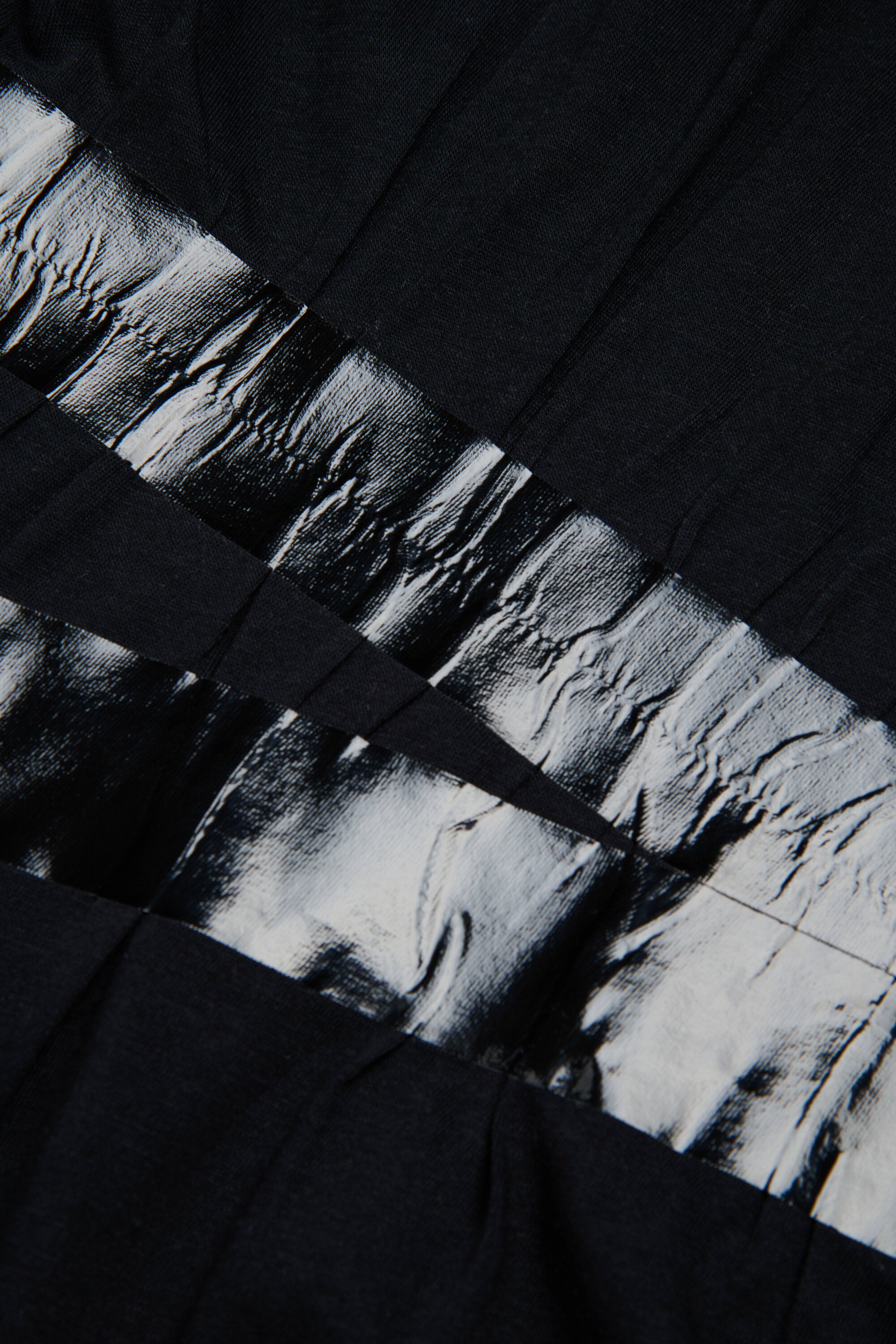 T-shirt dress with waist belt