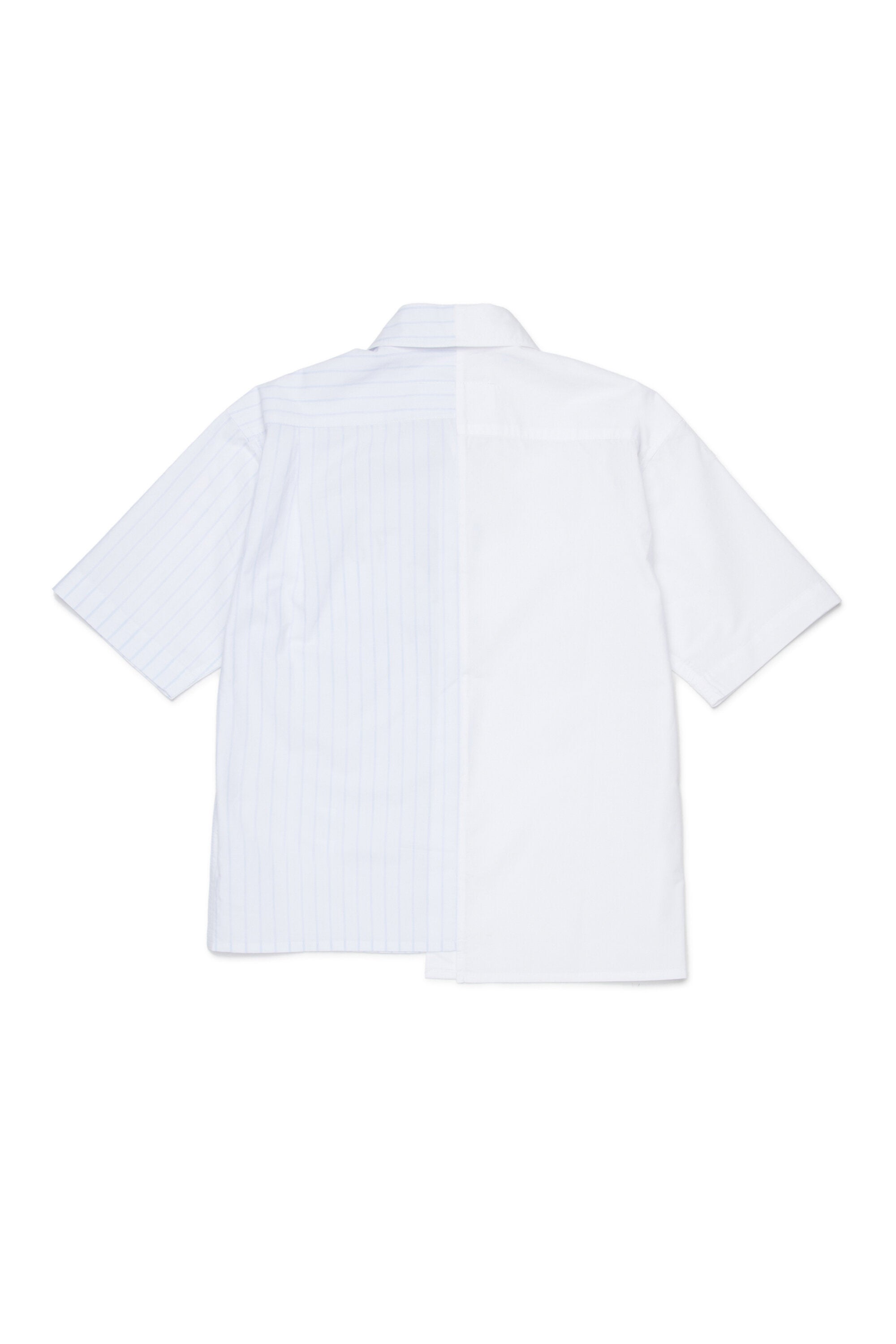 ロゴ入り半袖シャツ