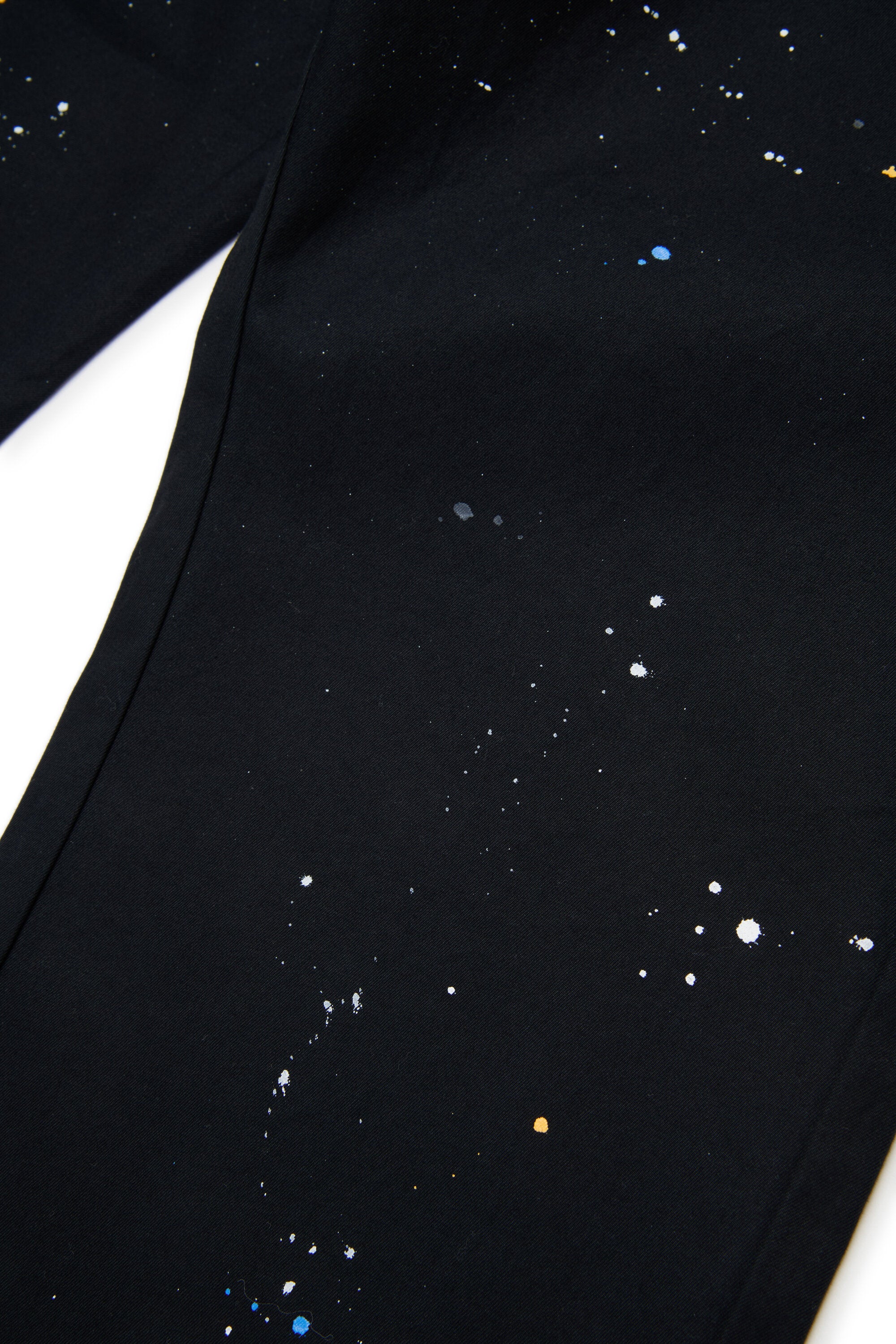 ロゴ付きチノパンツ