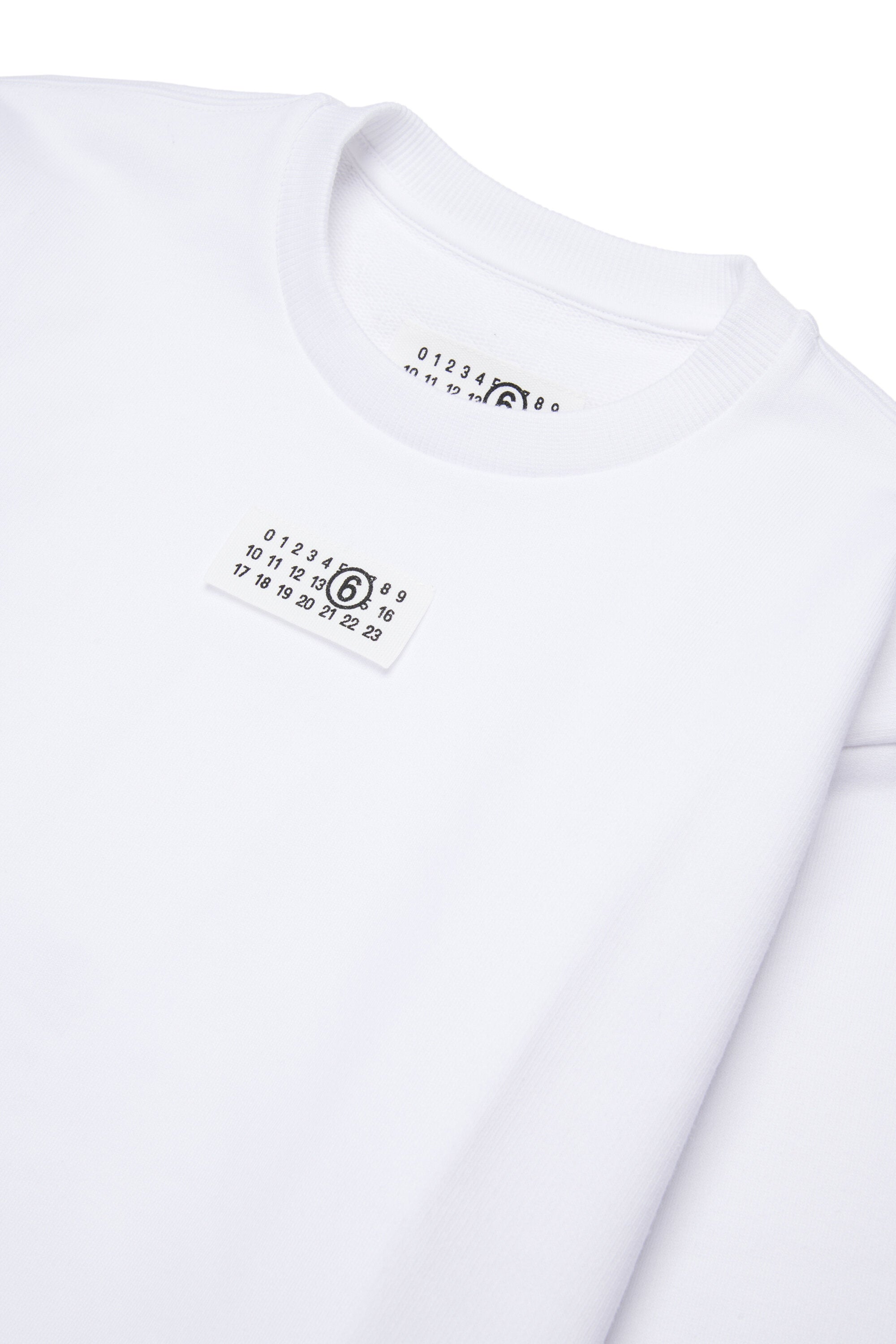 ロゴ入りクルーネックスウェット