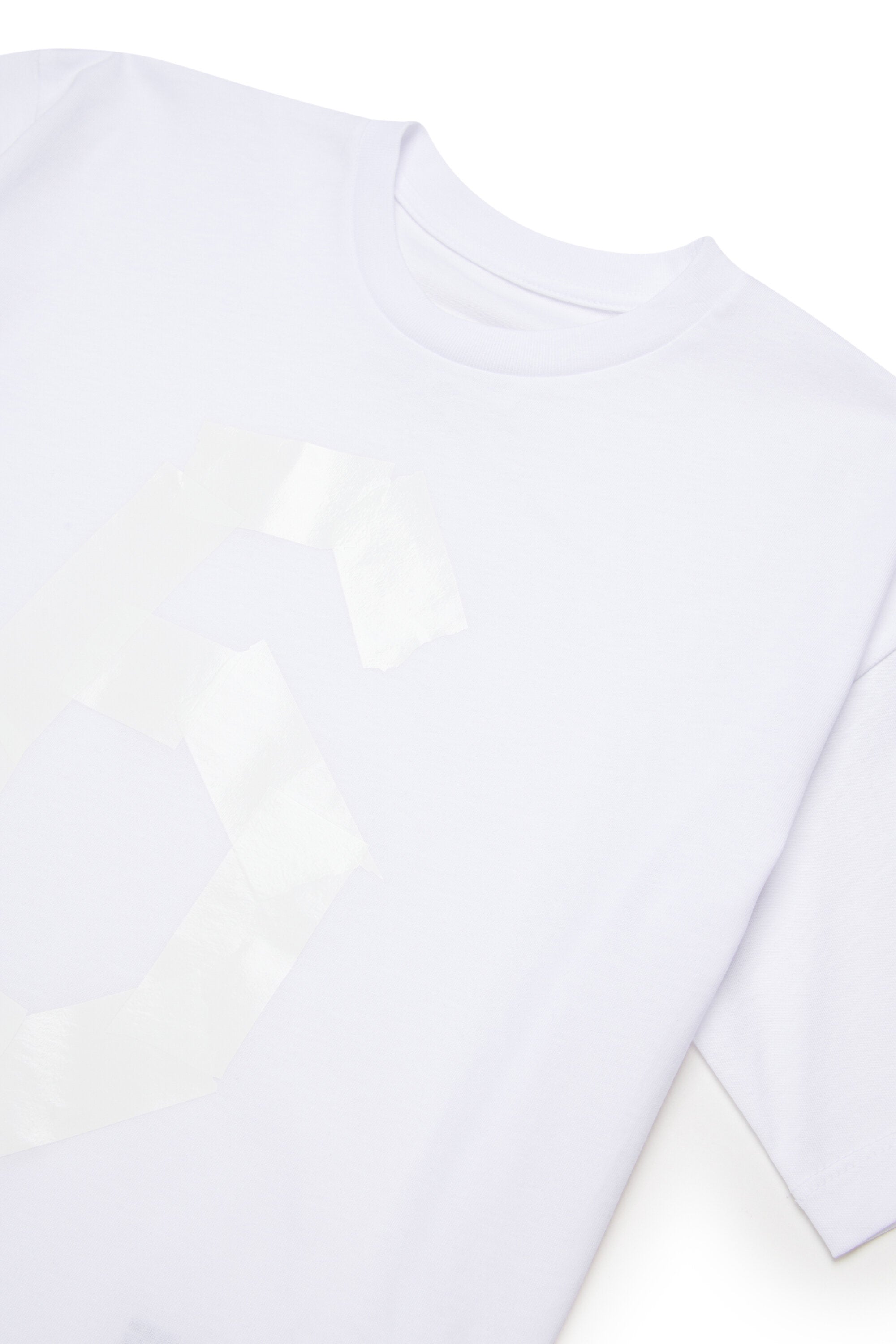 フロントプリントTシャツ