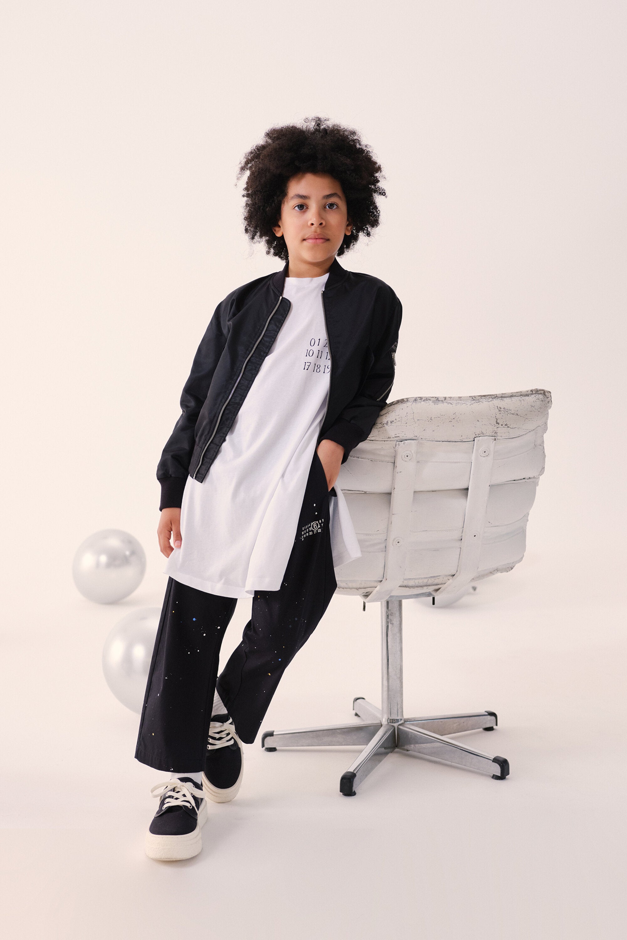 ノースリーブのナンバーロゴドレス