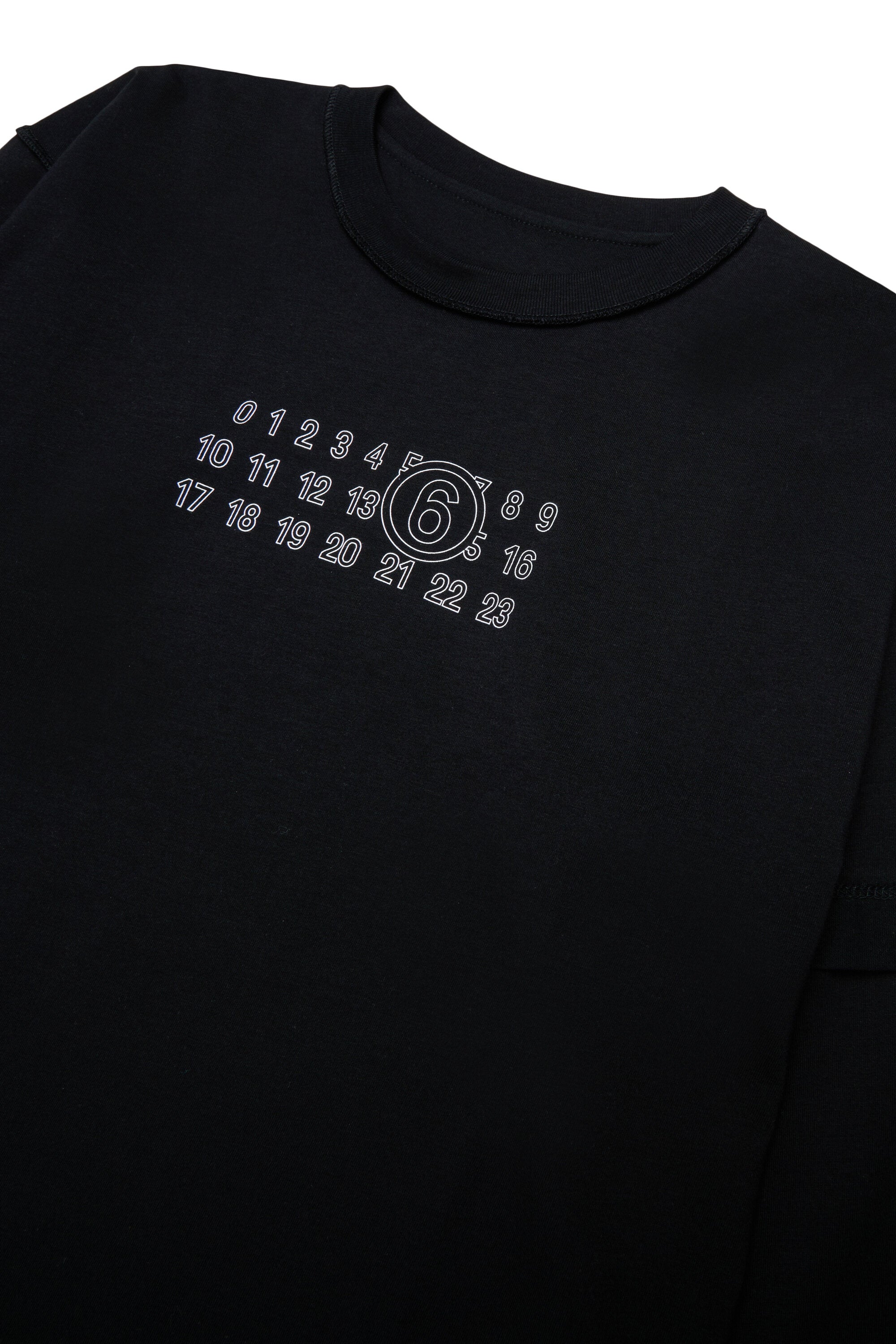 長袖Tシャツ ロゴ付き