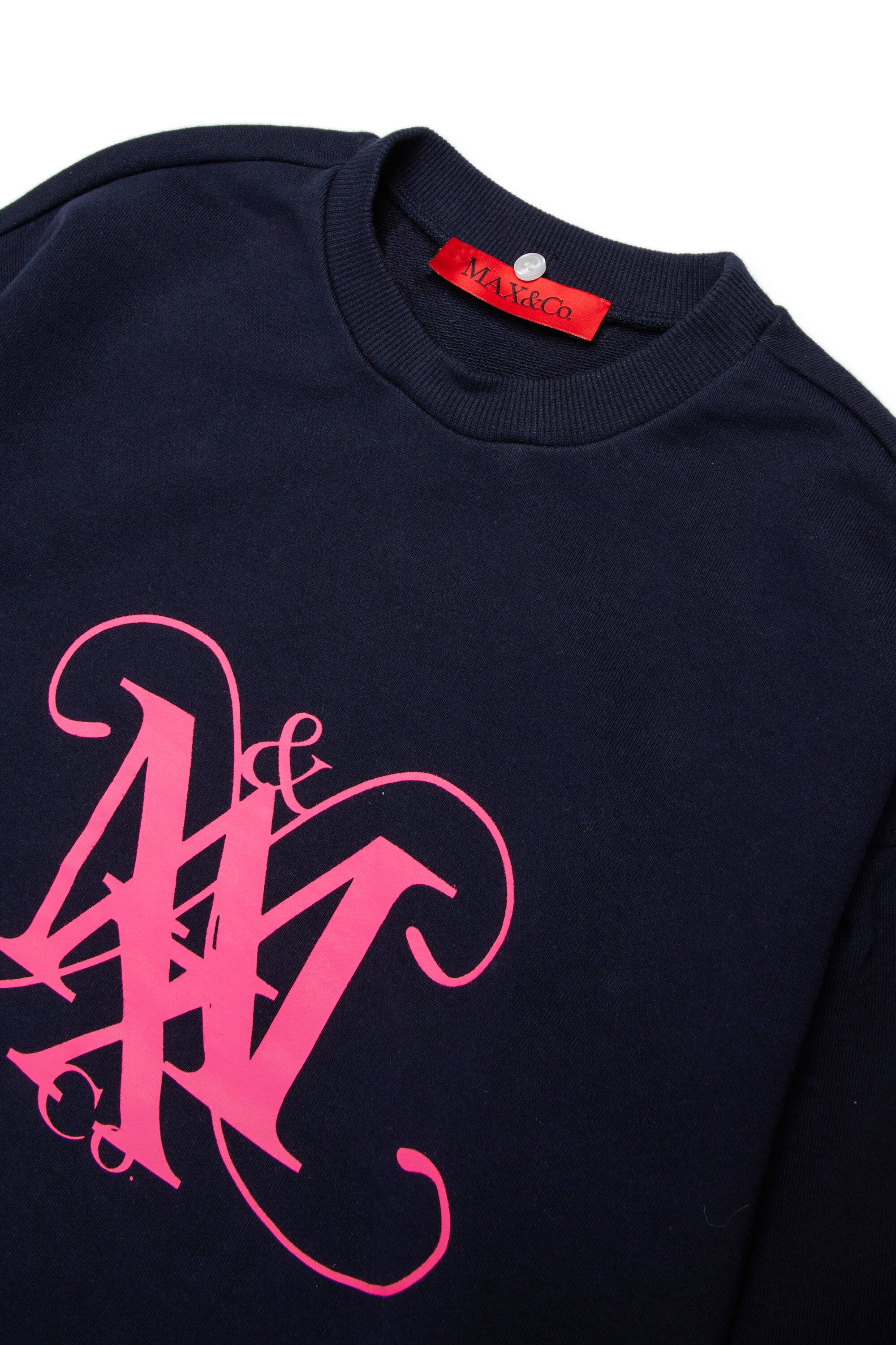 Crewneck sweatshirt with collar and emblem